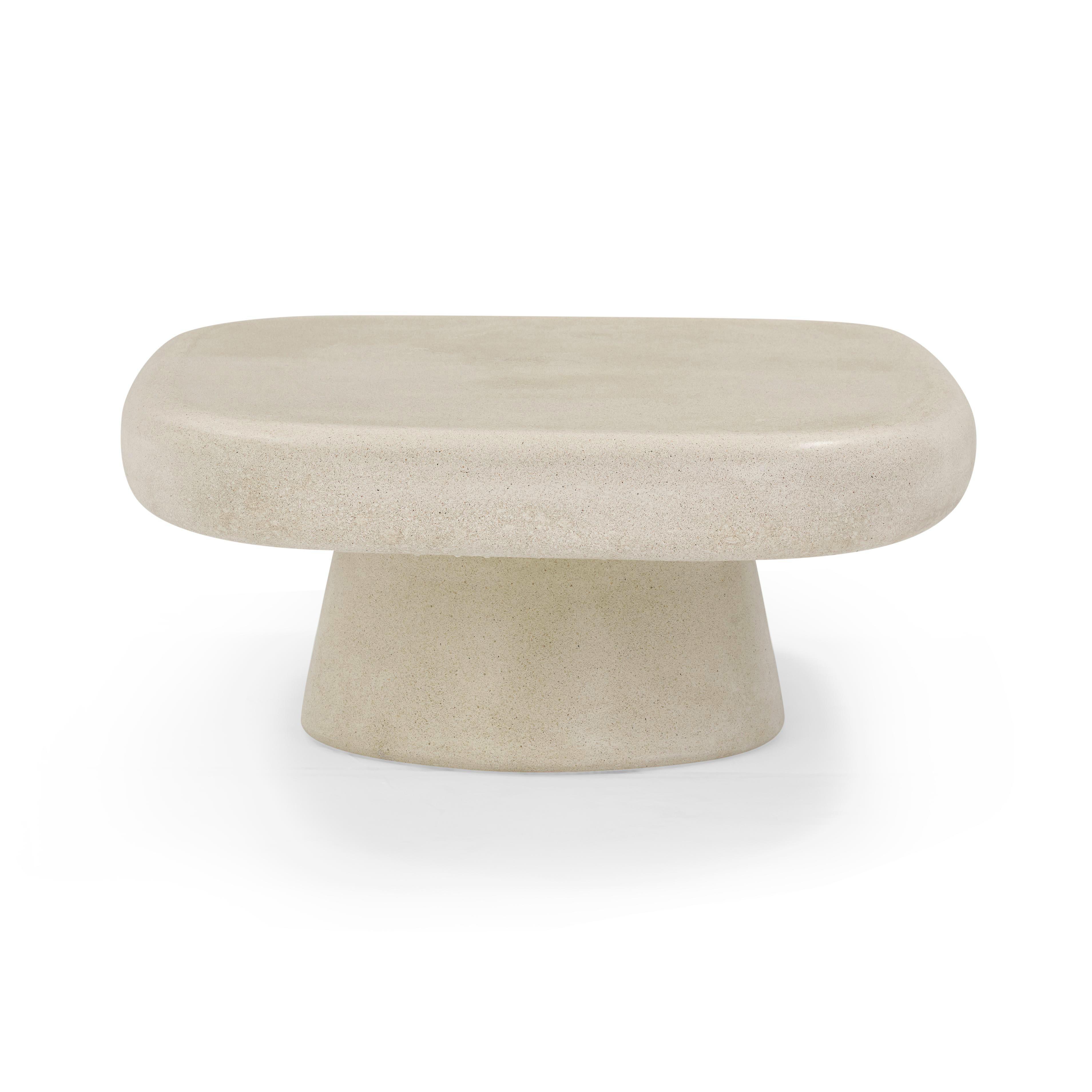 Darial 46" Indoor/Outdoor Coffee Table