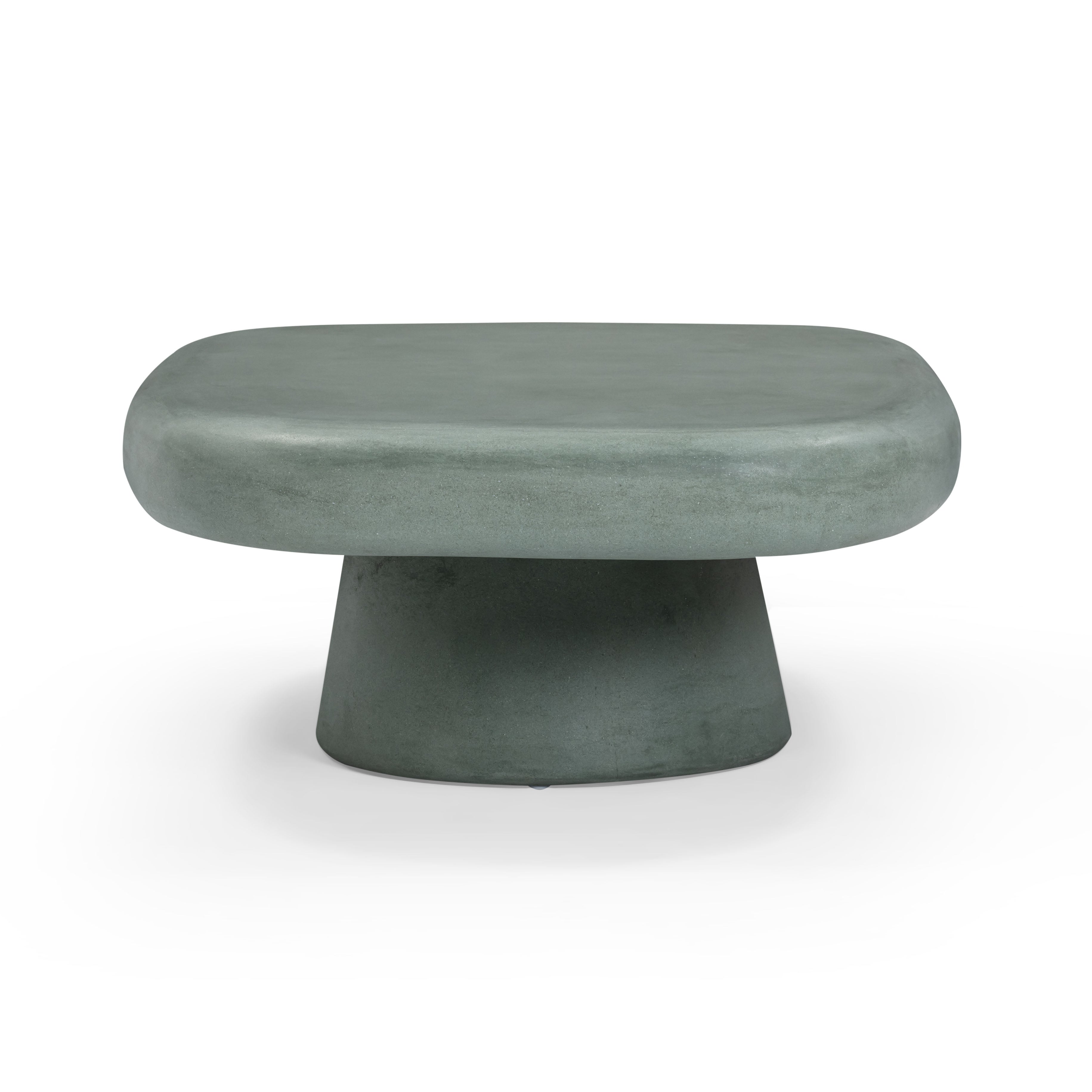 Darial 46" Indoor/Outdoor Coffee Table