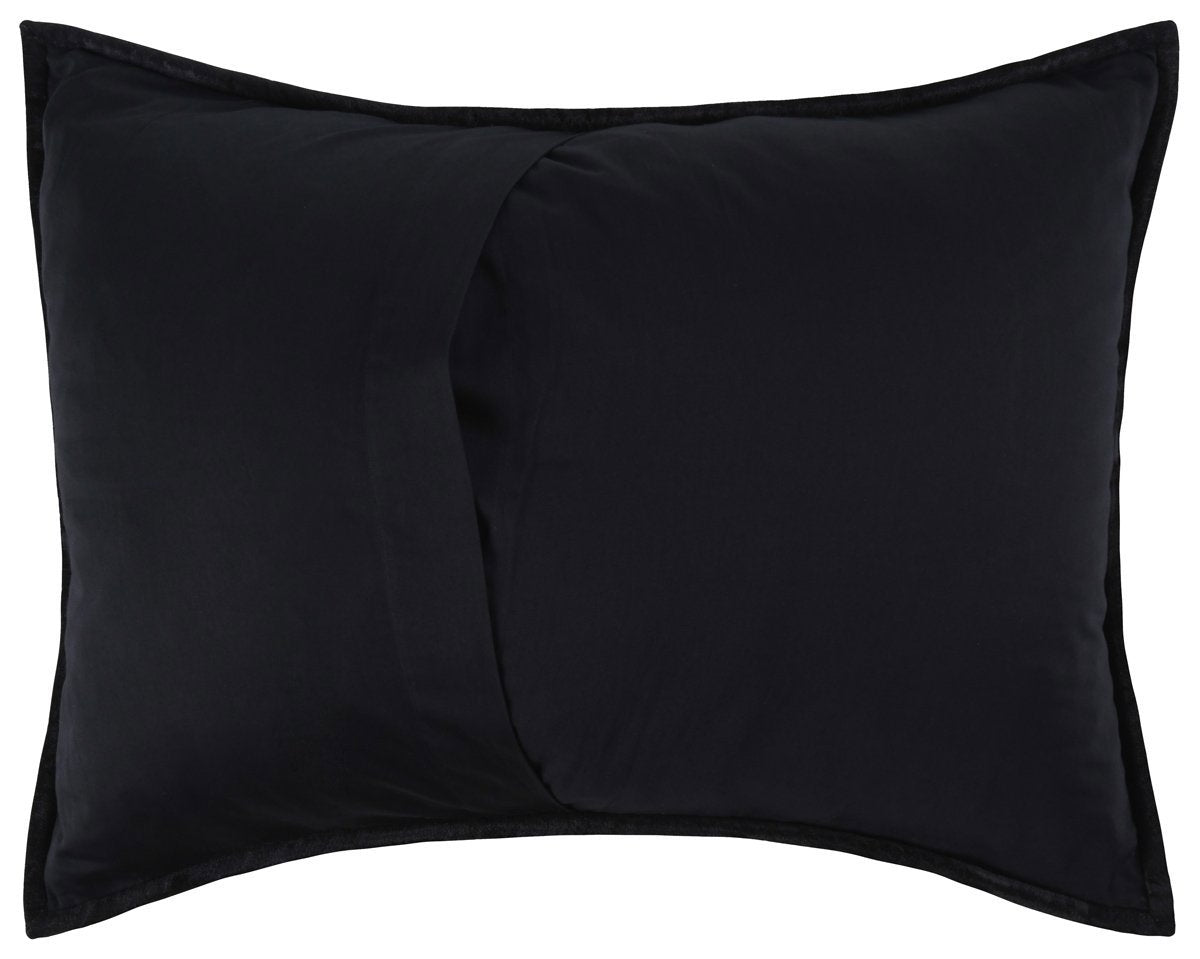 Bari Velvet Standard Pillow Sham
