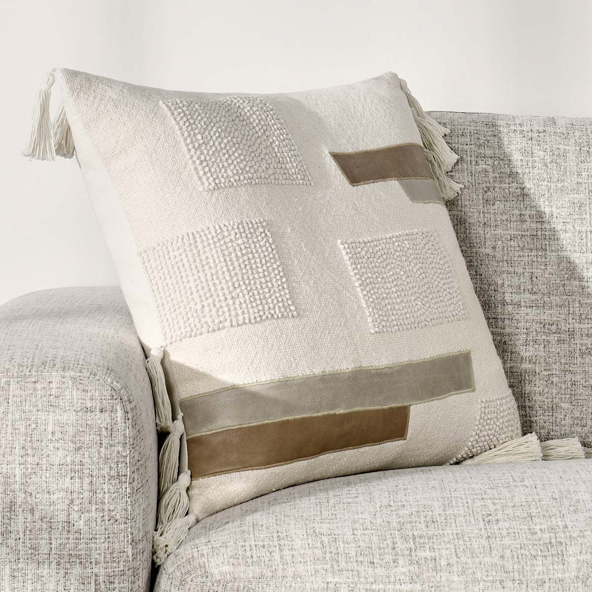 MP Packer 22x22 - Ivory