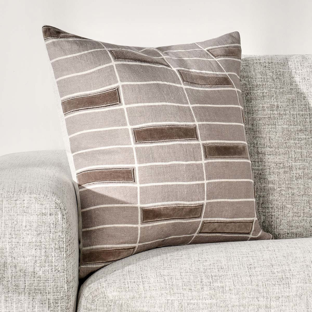 MP Breccia 22x22 - Taupe