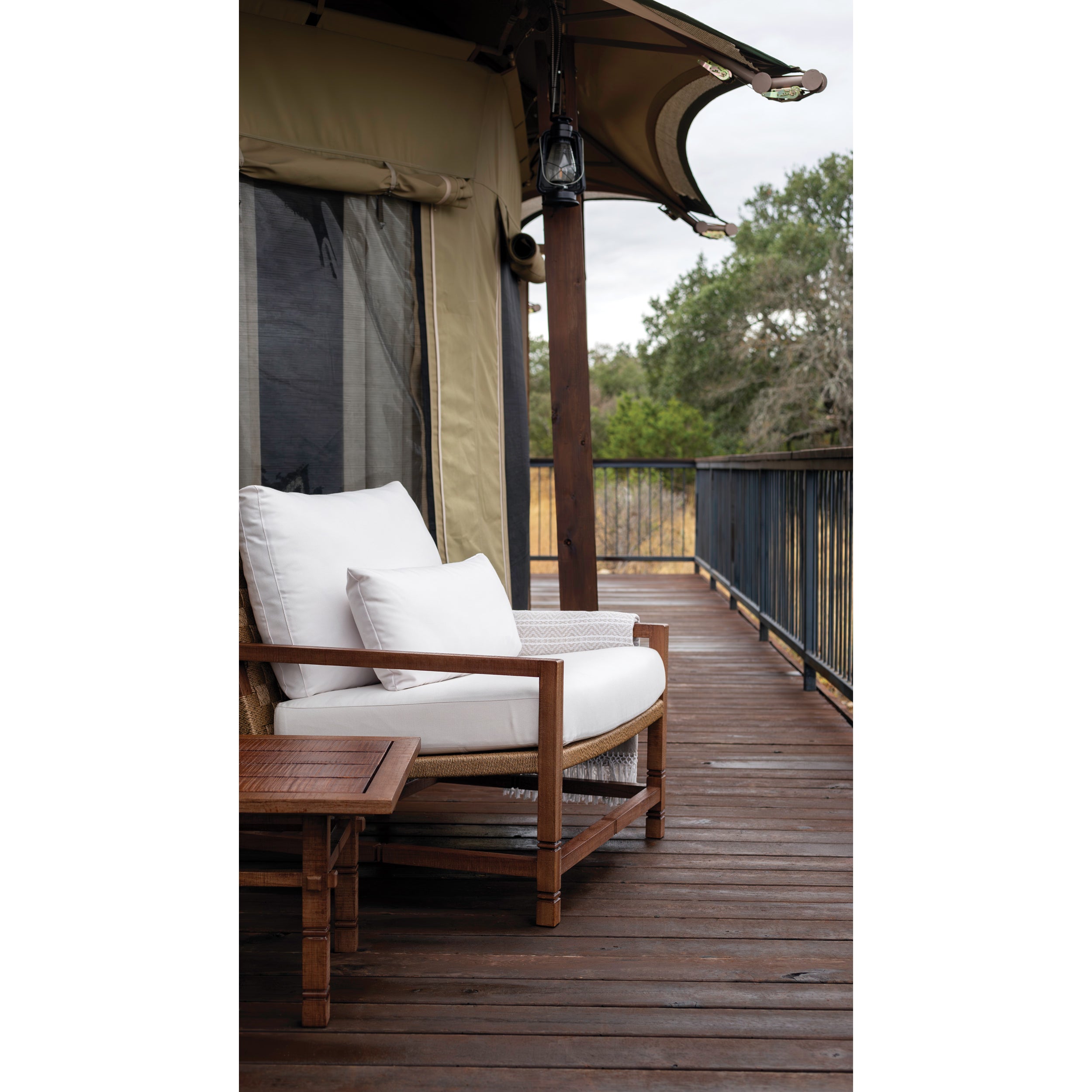 Vaterra Lounge Chair