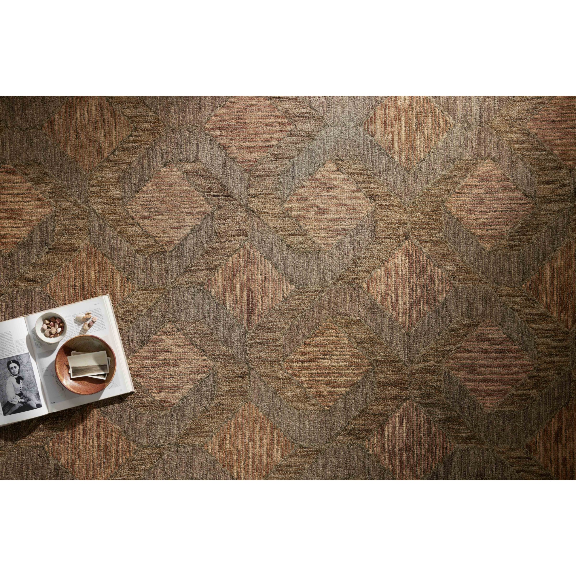 Loloi Varena Rust/Bark Rug