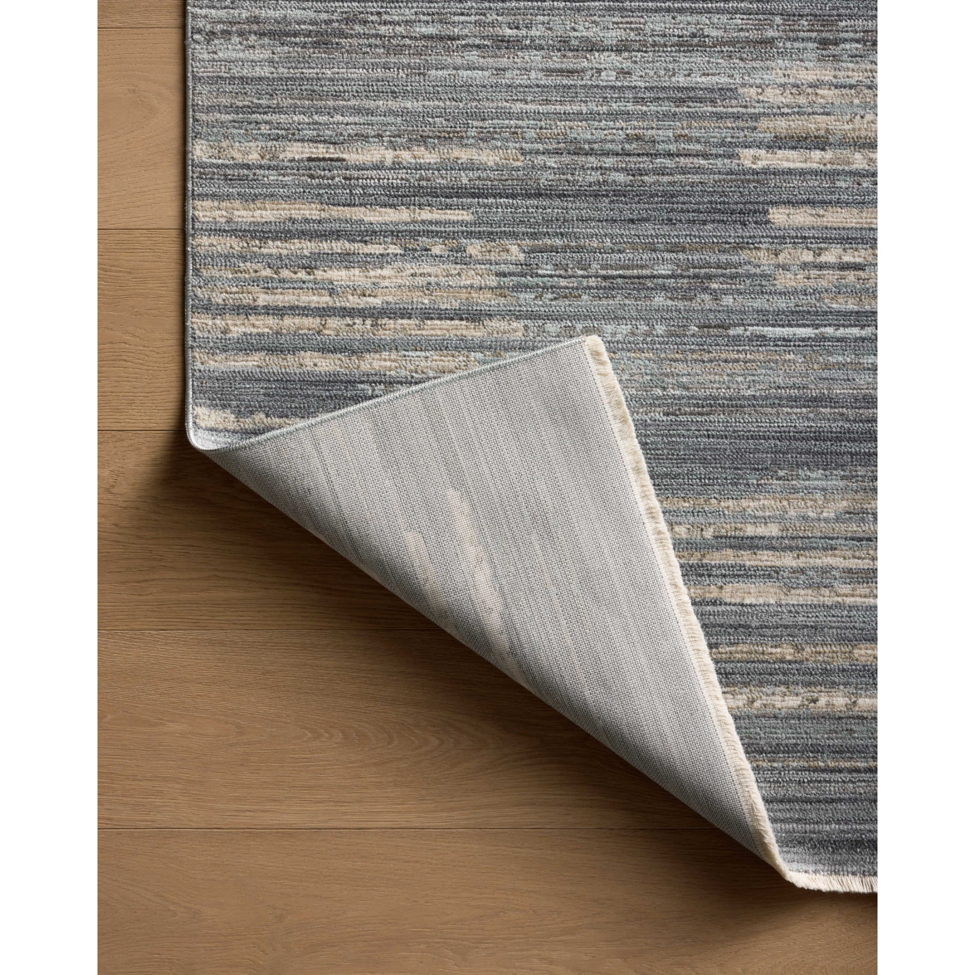 Loloi Wade Ocean/Sand Rug