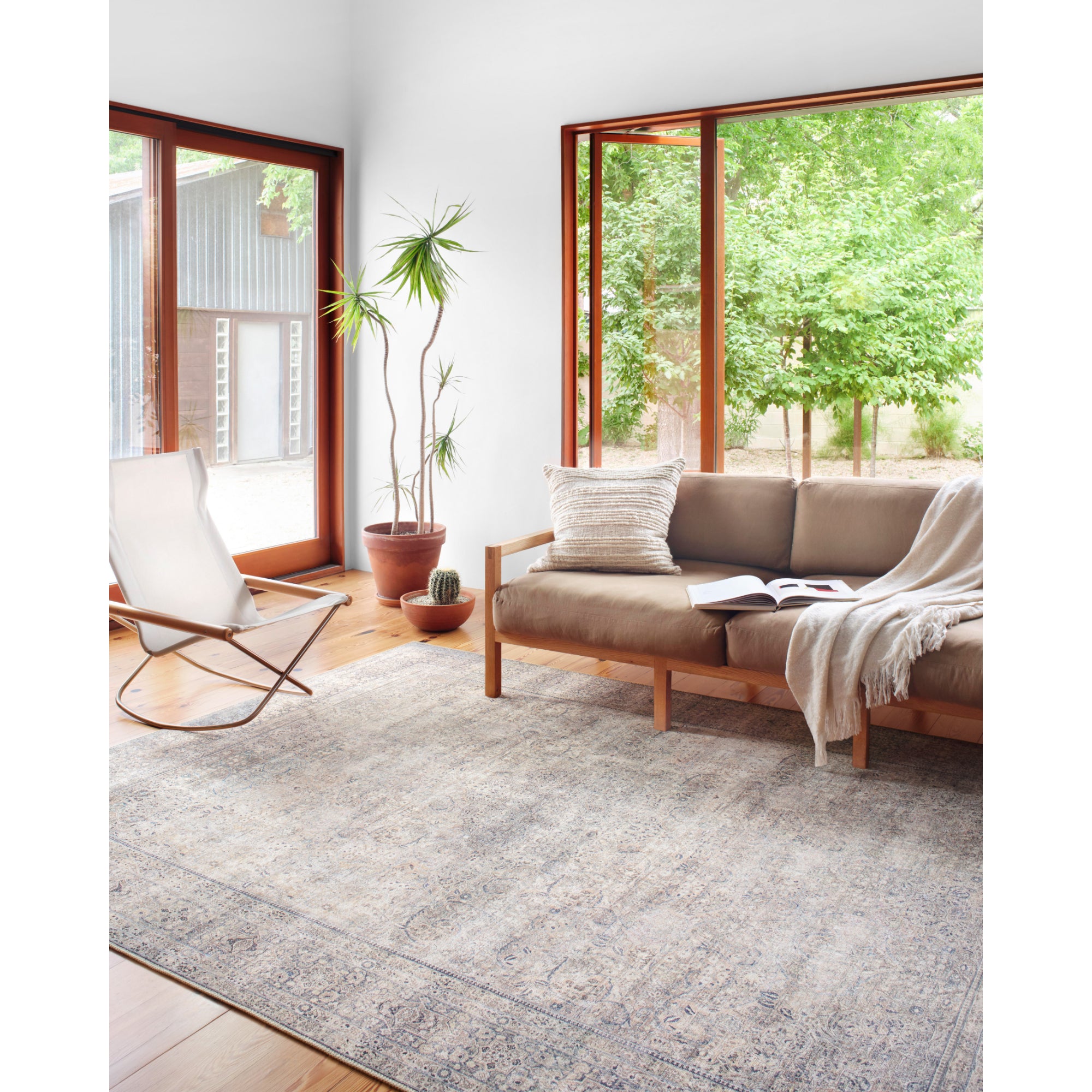 Loloi Wynter Silver/Charcoal Rug