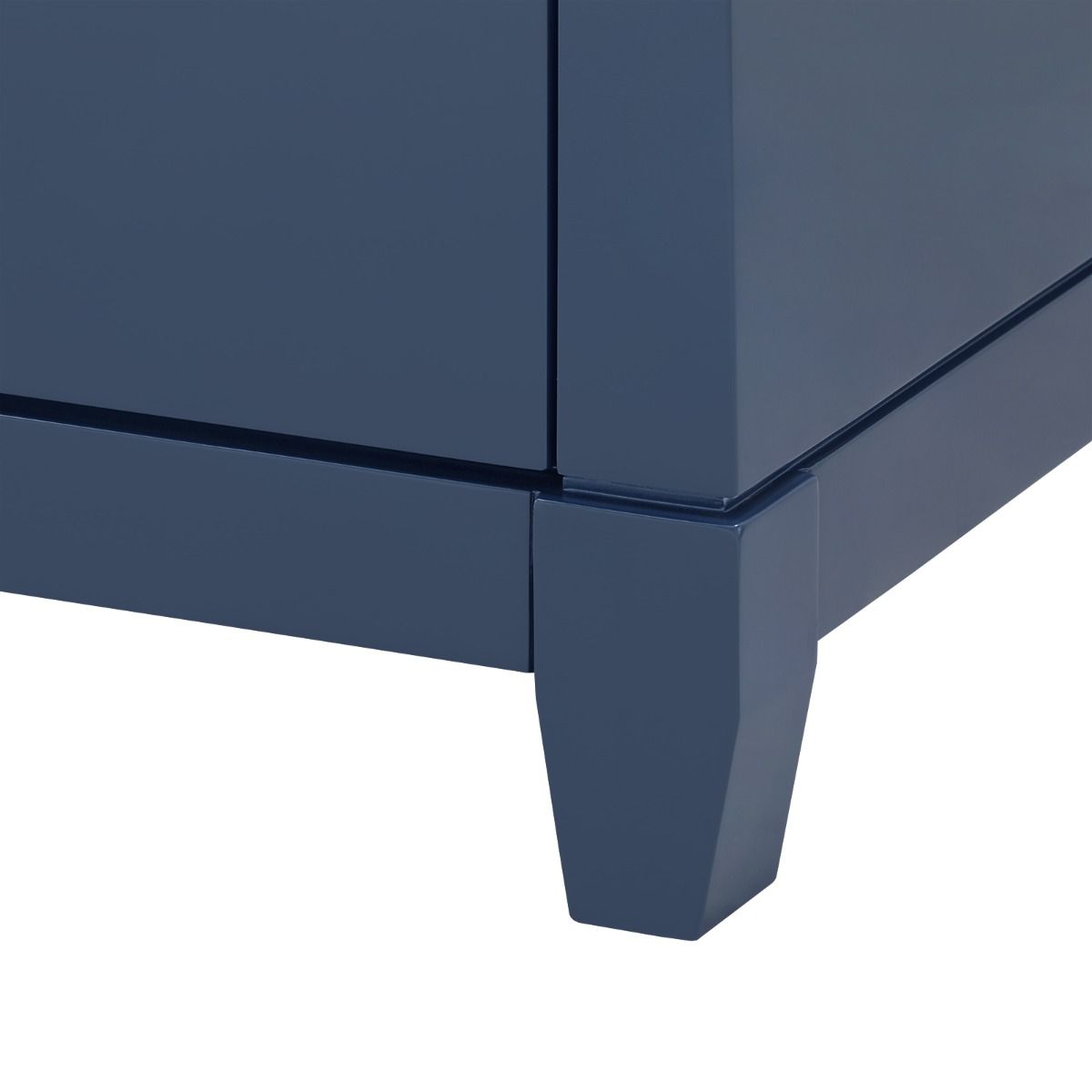Madison 8-Drawer by Villa & House