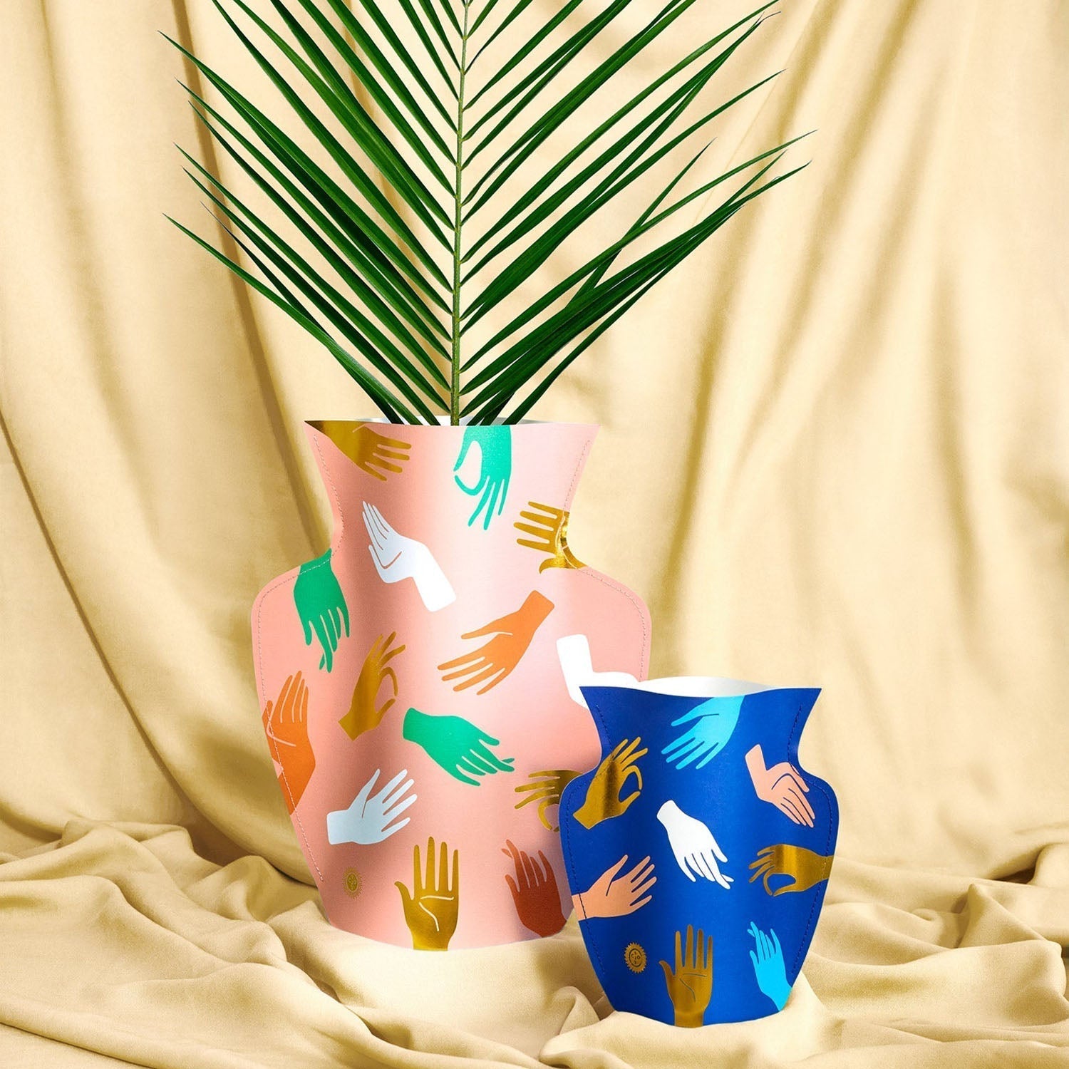 OCTAEVO Hamsa Paper Vase - Blue