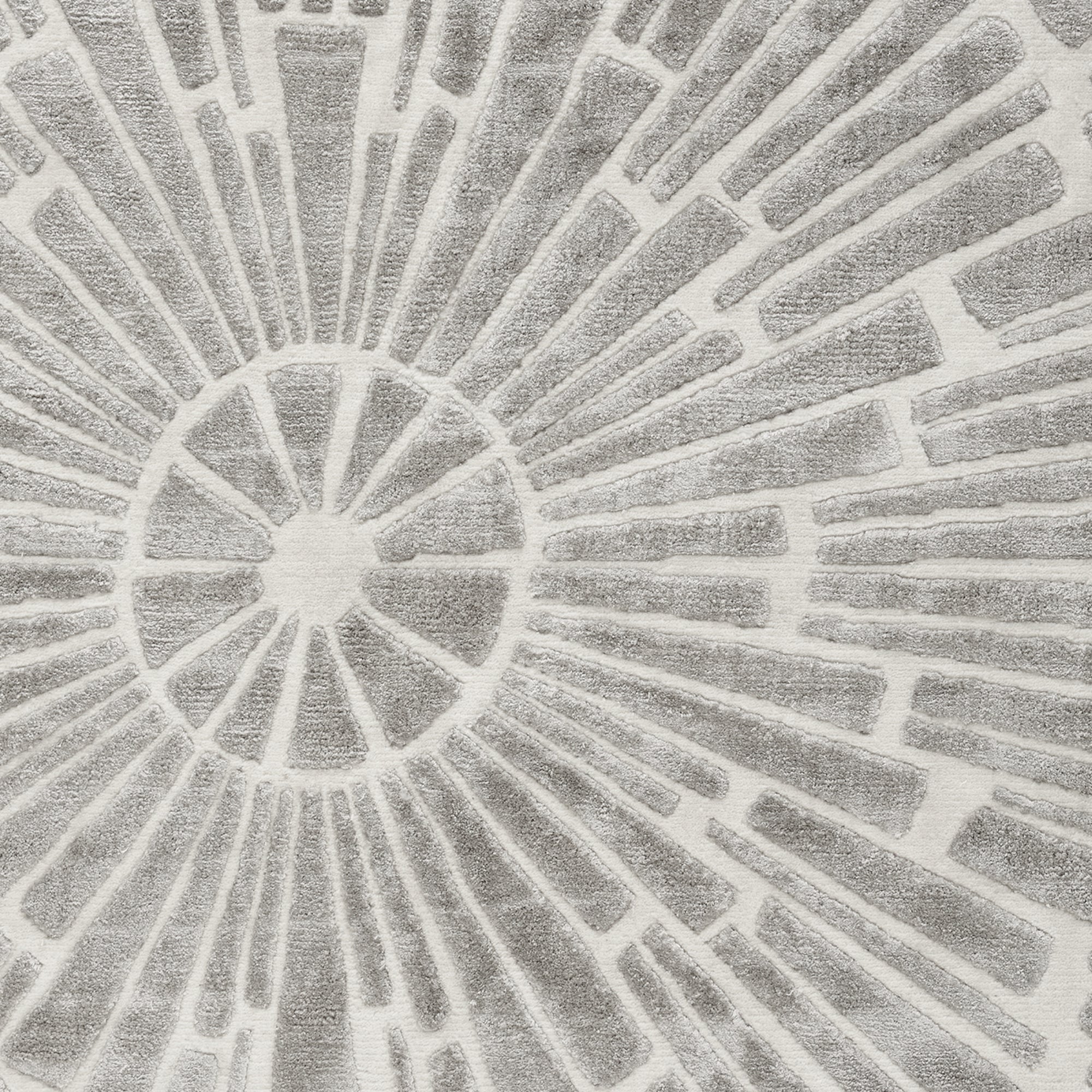 Sunburst Hand Tufted Rug - Grey/Ivory