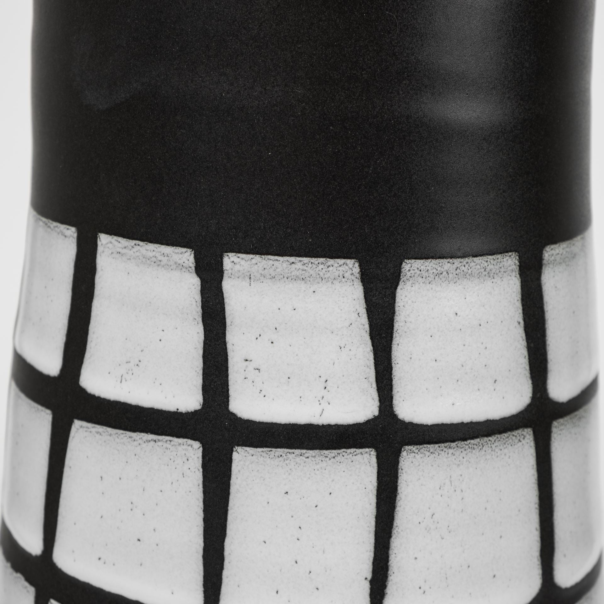 Luanda Black with White Large Ceramic Vase Vases Mercana , Black Friday Sale Mercana Furniture Sale, Old Bones Co, Mid Century Furniture Sale, Four Hands Furniture, Black Friday Sale Luanda Black with White Large Ceramic Vase,Gus Sale, Perigold Luanda Black with White Large Ceramic Vase Vases Black Friday Sale , Perigold Sale Luanda Black with White Large Ceramic Vase,Luanda Black with White Large Ceramic Vase Lulu and Georgia, Burke Decor Sale Luanda Black with White Large Ceramic Vase, www.oldbonesco.com