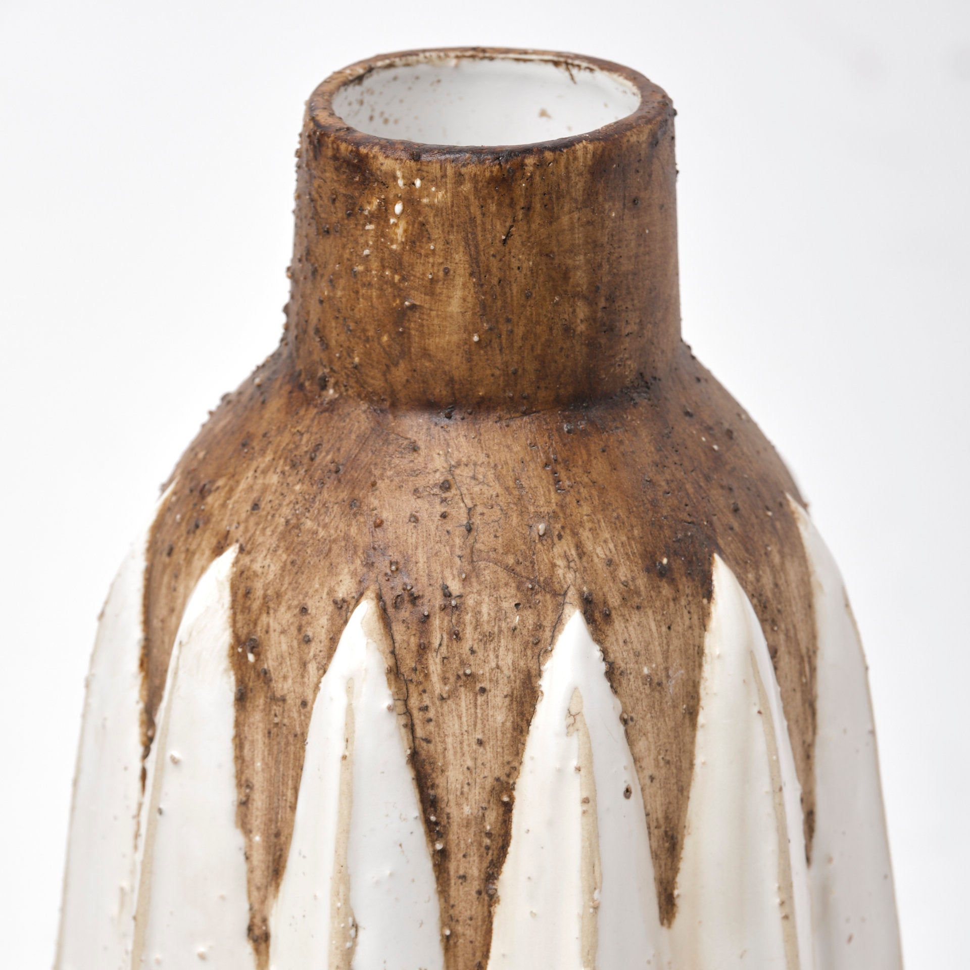 Sisko I Short Rustic Brown White Ceramic Vase Vases Mercana , Black Friday Sale Mercana Furniture Sale, Old Bones Co, Mid Century Furniture Sale, Four Hands Furniture, Black Friday Sale Sisko I Short Rustic Brown White Ceramic Vase,Gus Sale, Perigold Sisko I Short Rustic Brown White Ceramic Vase Vases Black Friday Sale , Perigold Sale Sisko I Short Rustic Brown White Ceramic Vase,Sisko I Short Rustic Brown White Ceramic Vase Lulu and Georgia, Burke Decor Sale Sisko I Short Rustic Brown White Ceramic Vase, w