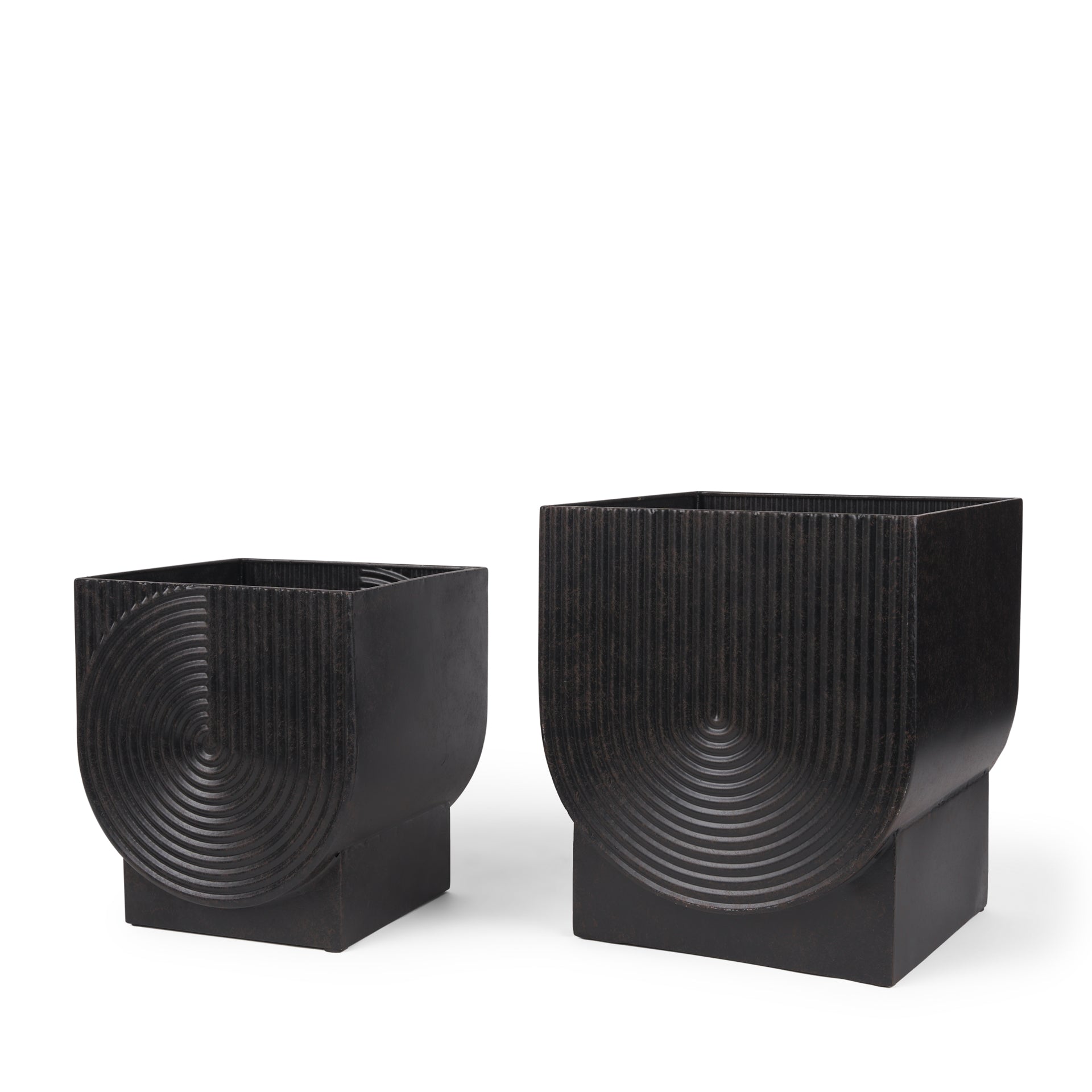Medina Antiqued Black Metal Planters - Set of 2