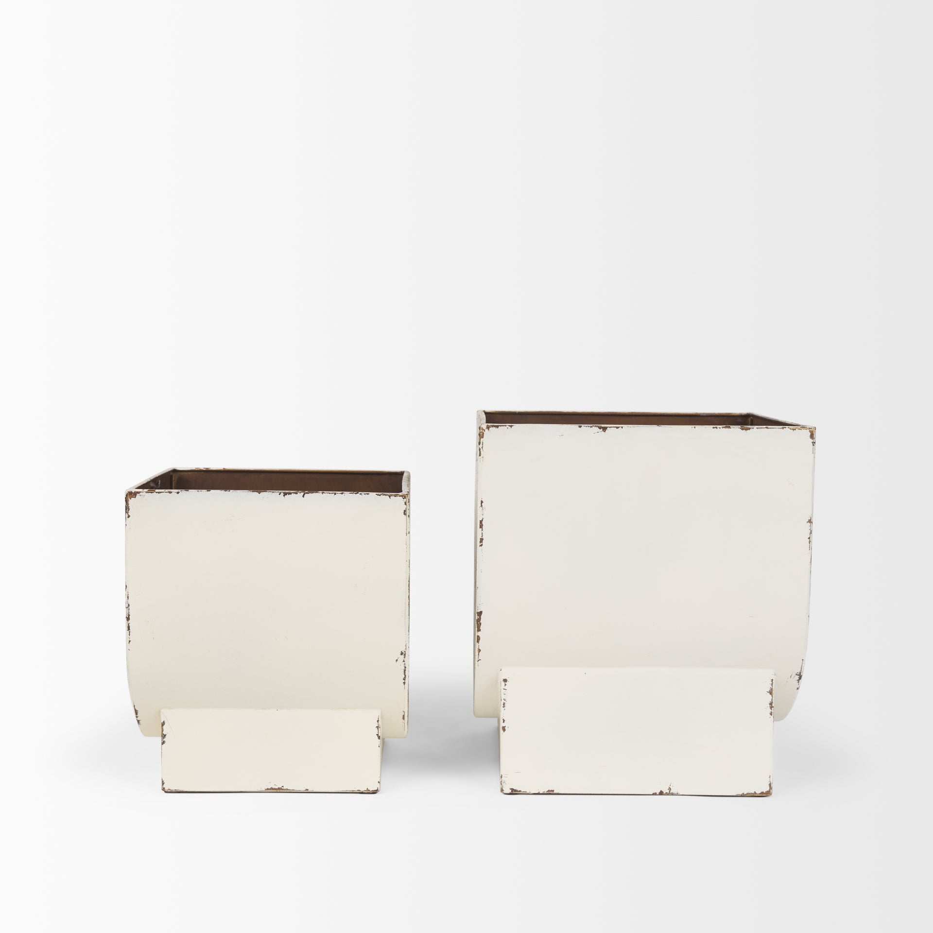 Medina Off White with Gold Antiquing Metal Planters - Set of 2