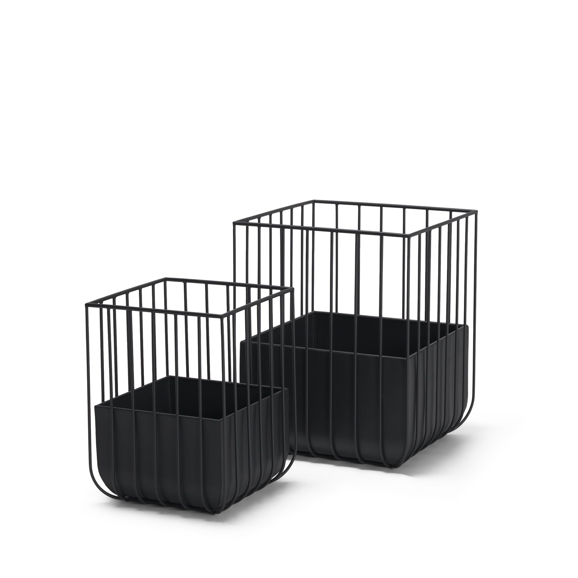 Verna Matte Black Wire Cage Metal Planters - Set of 2