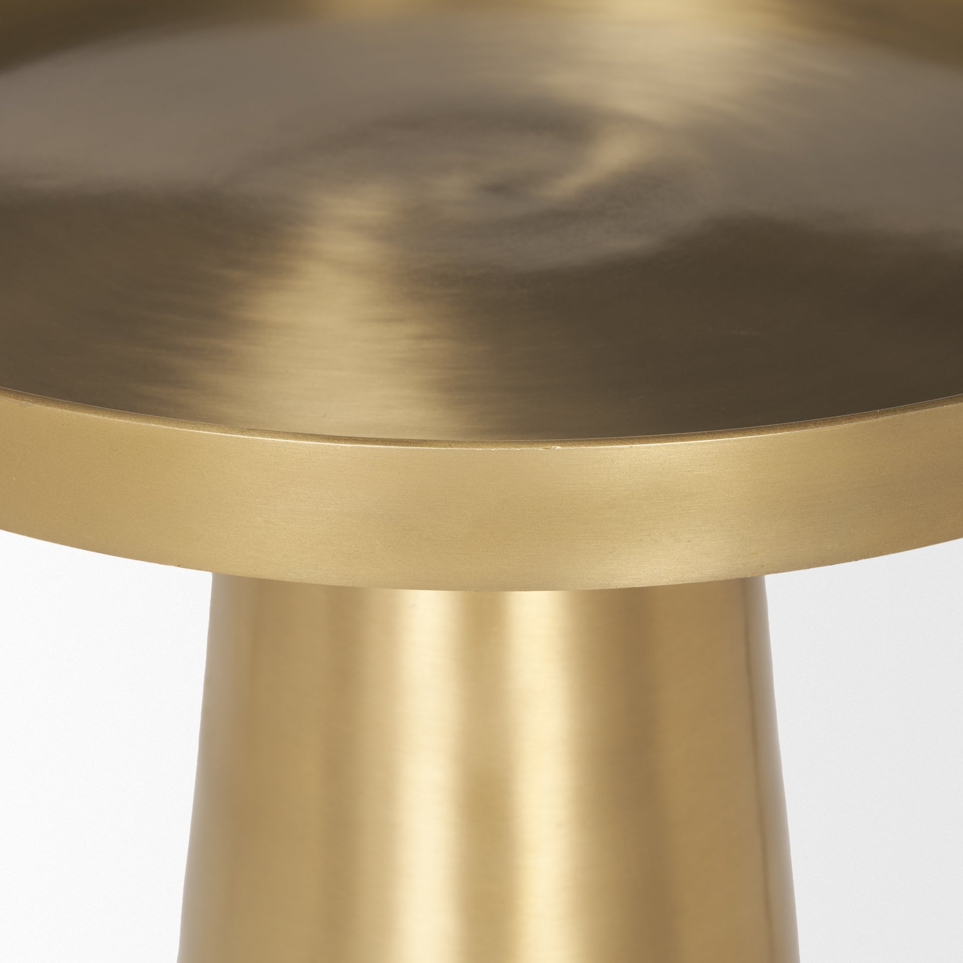 Roland Satin Brass Cast Aluminum Metal Accent Table Side & End Tables Mercana , Black Friday Sale Mercana Furniture Sale, Old Bones Co, Mid Century Furniture Sale, Four Hands Furniture, Black Friday Sale Roland Satin Brass Cast Aluminum Metal Accent Table,Gus Sale, Perigold Roland Satin Brass Cast Aluminum Metal Accent Table Side & End Tables Black Friday Sale , Perigold Sale Roland Satin Brass Cast Aluminum Metal Accent Table,Roland Satin Brass Cast Aluminum Metal Accent Table Lulu and Georgia, Burke Decor