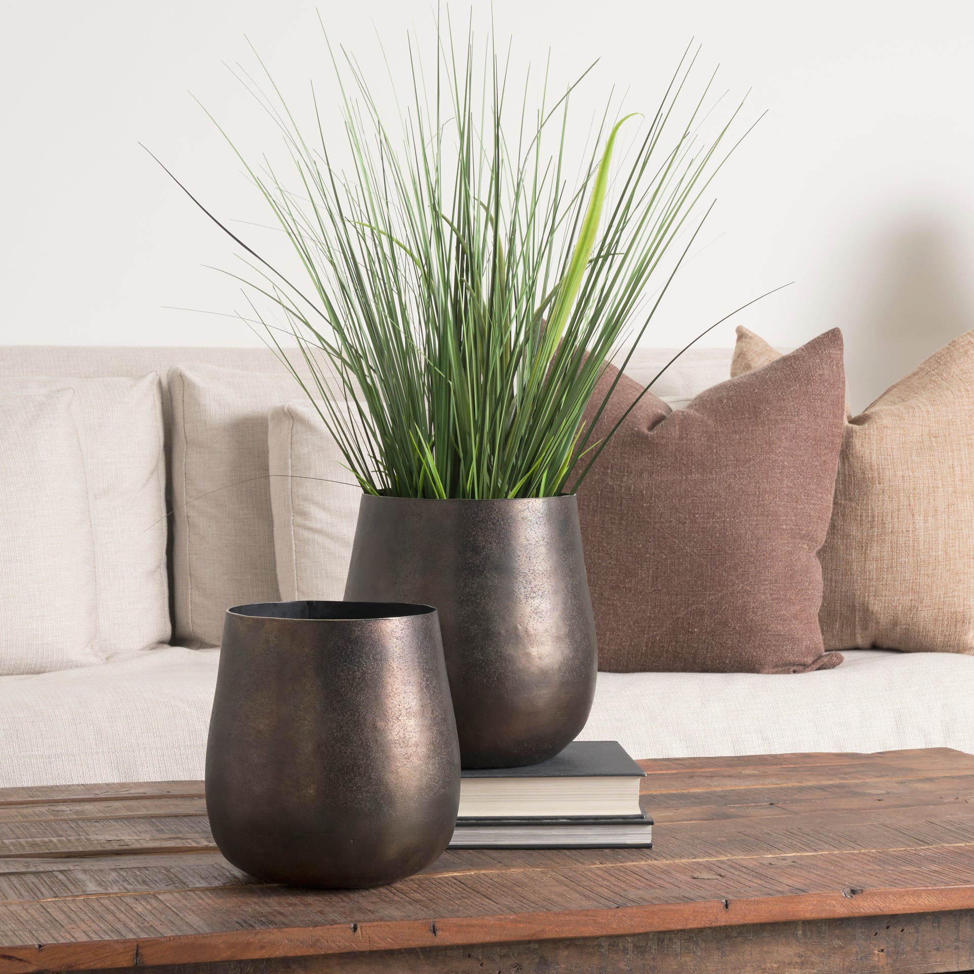 Quade Gold Metal Planter Planters Mercana , Black Friday Sale Mercana Furniture Sale, Old Bones Co, Mid Century Furniture Sale, Four Hands Furniture, Black Friday Sale Quade Gold Metal Planter,Gus Sale, Perigold Quade Gold Metal Planter Planters Black Friday Sale , Perigold Sale Quade Gold Metal Planter,Quade Gold Metal Planter Lulu and Georgia, Burke Decor Sale Quade Gold Metal Planter, www.oldbonesco.com