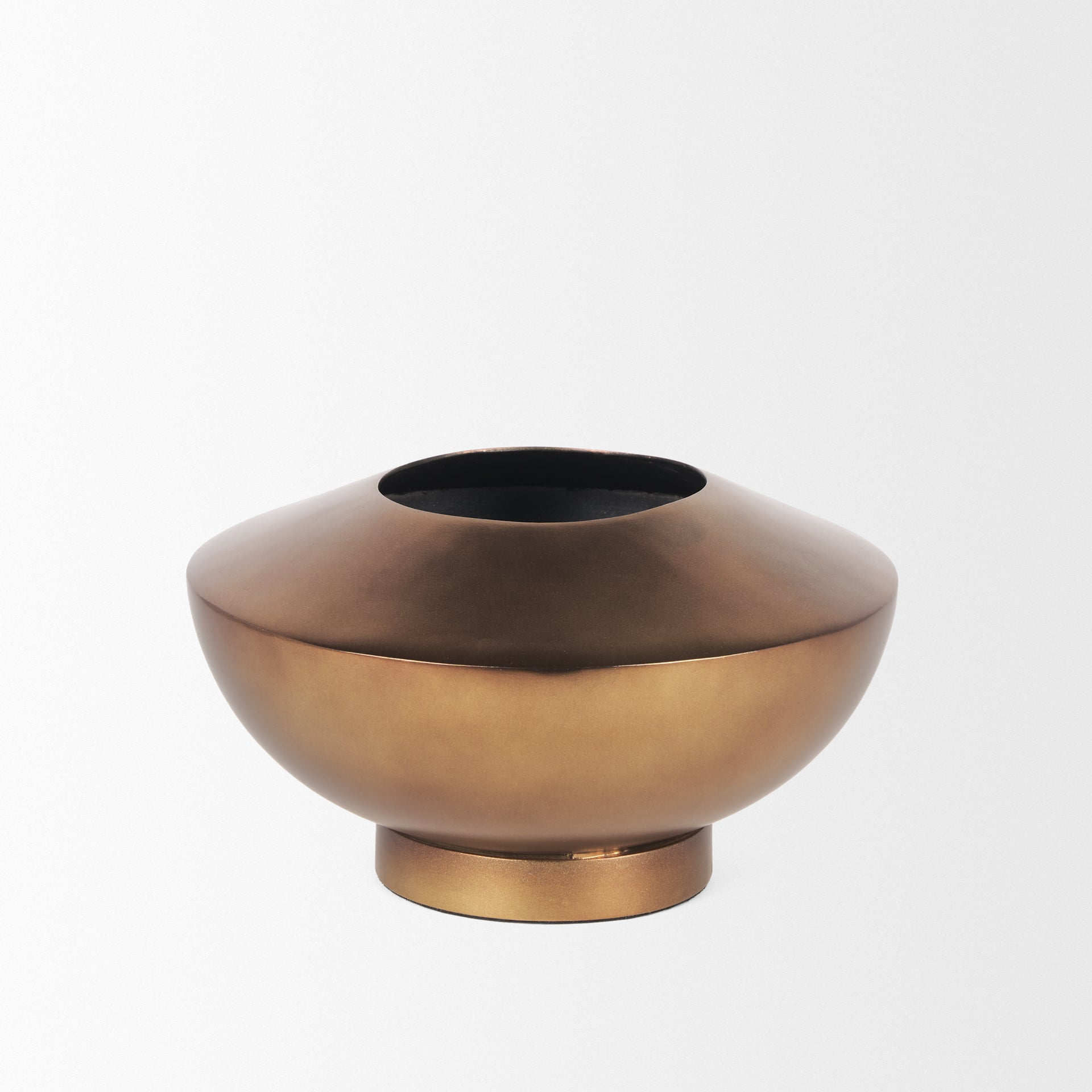 Quiana Textured Gold Metal Vase Vases Mercana , Black Friday Sale Mercana Furniture Sale, Old Bones Co, Mid Century Furniture Sale, Four Hands Furniture, Black Friday Sale Quiana Textured Gold Metal Vase,Gus Sale, Perigold Quiana Textured Gold Metal Vase Vases Black Friday Sale , Perigold Sale Quiana Textured Gold Metal Vase,Quiana Textured Gold Metal Vase Lulu and Georgia, Burke Decor Sale Quiana Textured Gold Metal Vase, www.oldbonesco.com