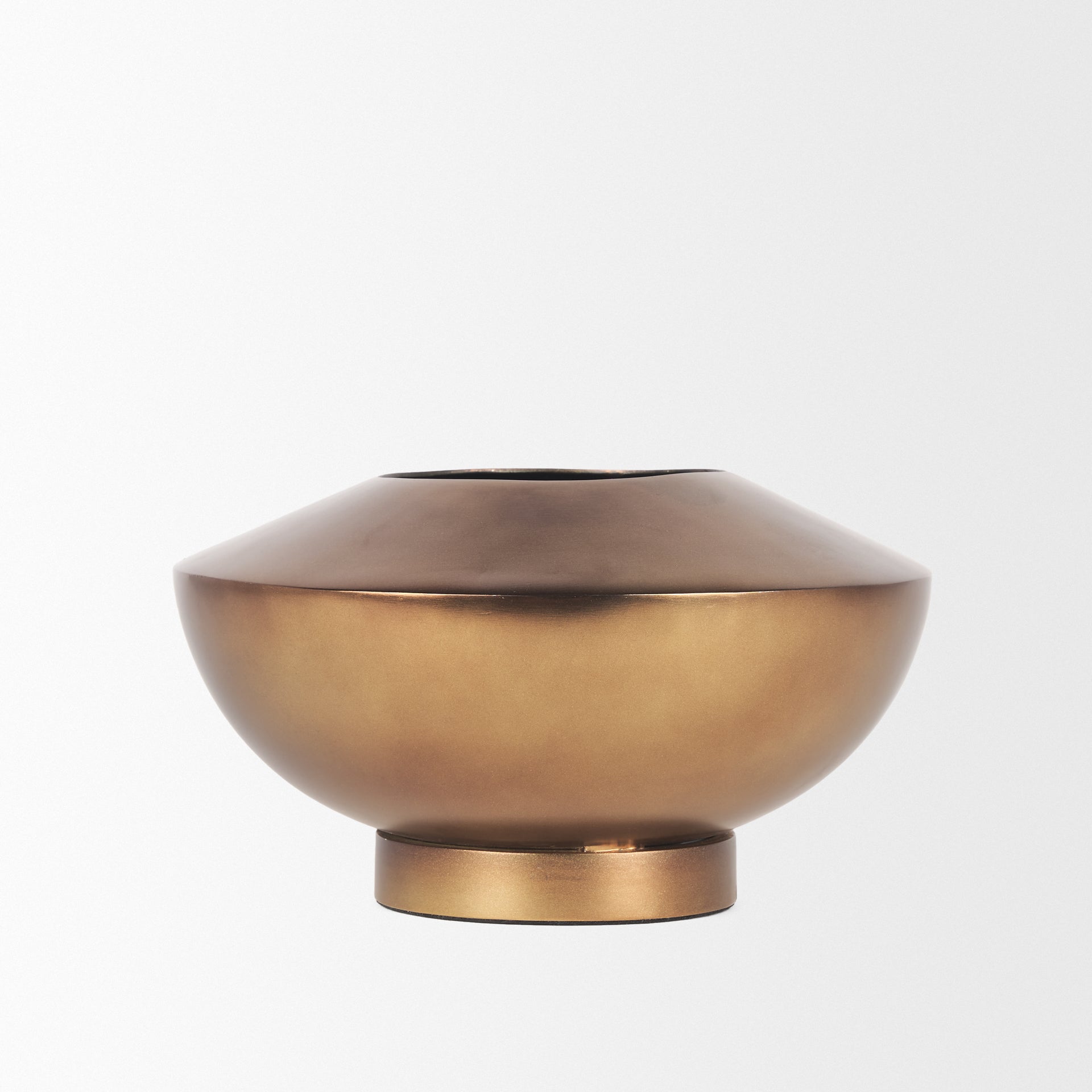 Quiana Textured Gold Metal Vase Vases Mercana , Black Friday Sale Mercana Furniture Sale, Old Bones Co, Mid Century Furniture Sale, Four Hands Furniture, Black Friday Sale Quiana Textured Gold Metal Vase,Gus Sale, Perigold Quiana Textured Gold Metal Vase Vases Black Friday Sale , Perigold Sale Quiana Textured Gold Metal Vase,Quiana Textured Gold Metal Vase Lulu and Georgia, Burke Decor Sale Quiana Textured Gold Metal Vase, www.oldbonesco.com