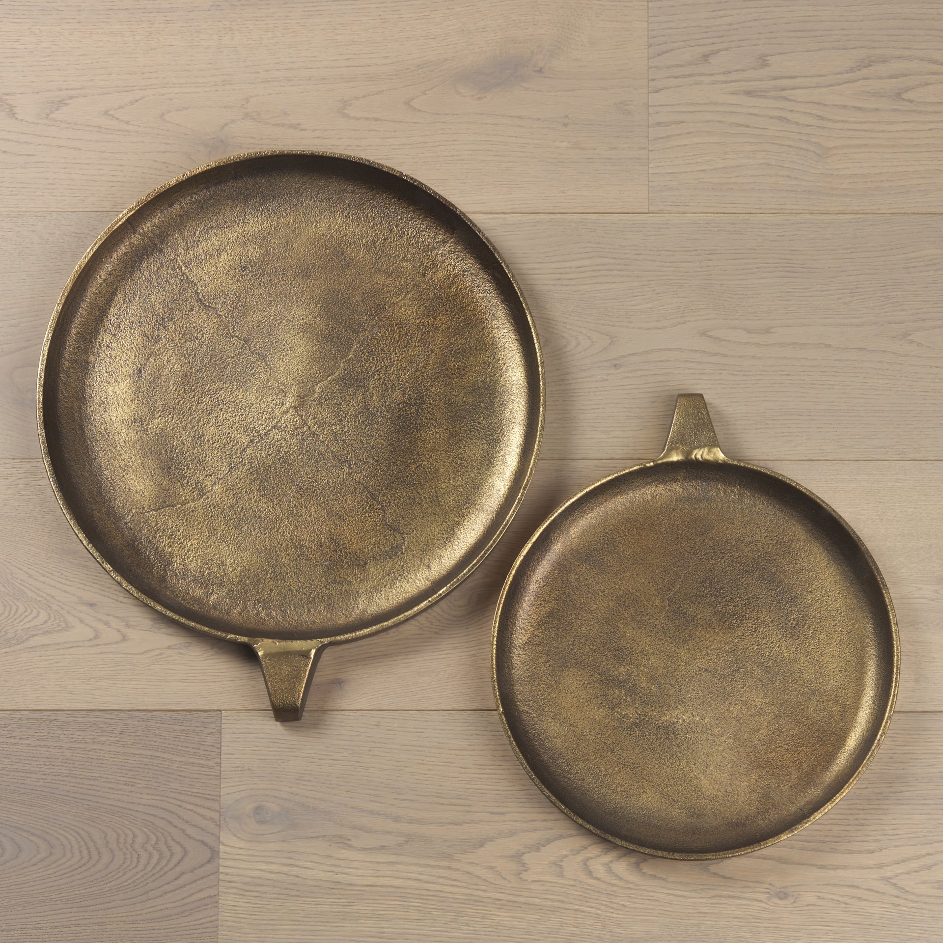 Marlowe Aluminium Tray Trays & Containers Mercana , Black Friday Sale Mercana Furniture Sale, Old Bones Co, Mid Century Furniture Sale, Four Hands Furniture, Black Friday Sale Marlowe Aluminium Tray,Gus Sale, Perigold Marlowe Aluminium Tray Trays & Containers Black Friday Sale , Perigold Sale Marlowe Aluminium Tray,Marlowe Aluminium Tray Lulu and Georgia, Burke Decor Sale Marlowe Aluminium Tray, www.oldbonesco.com