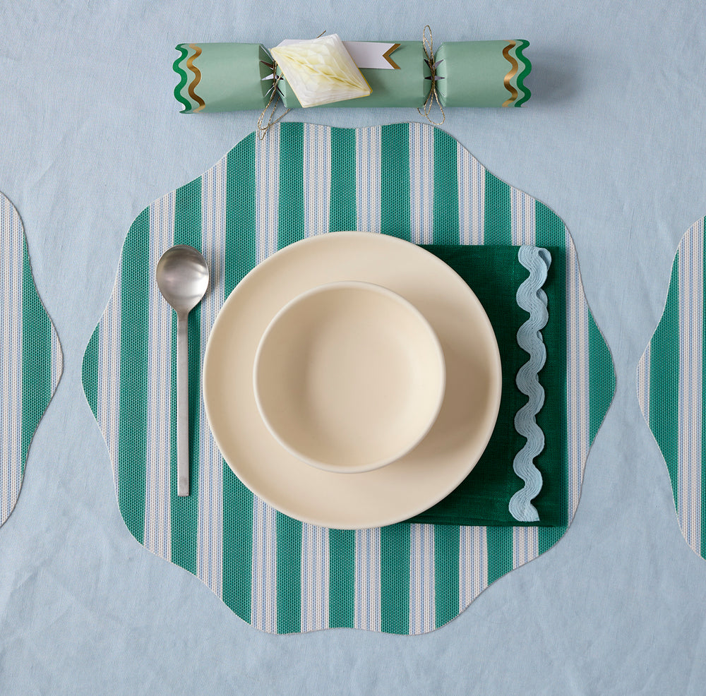 Festive Stripe Scallop Placemat