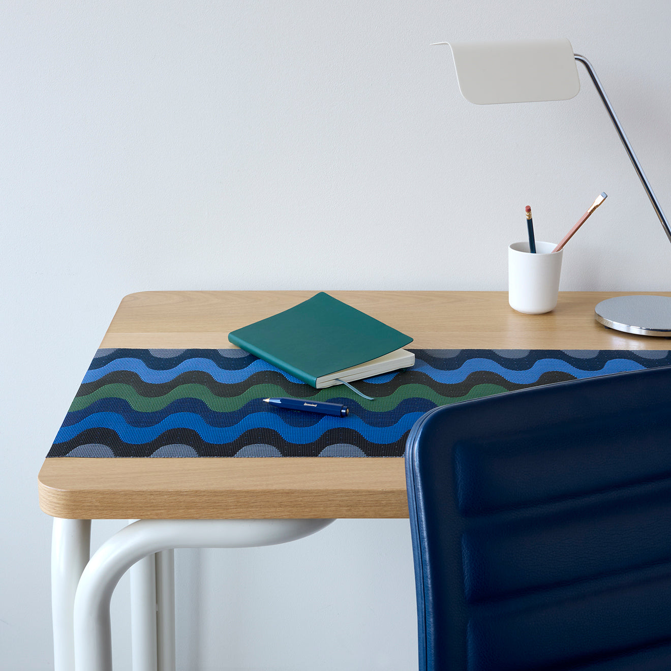 Wiggle Table Runner