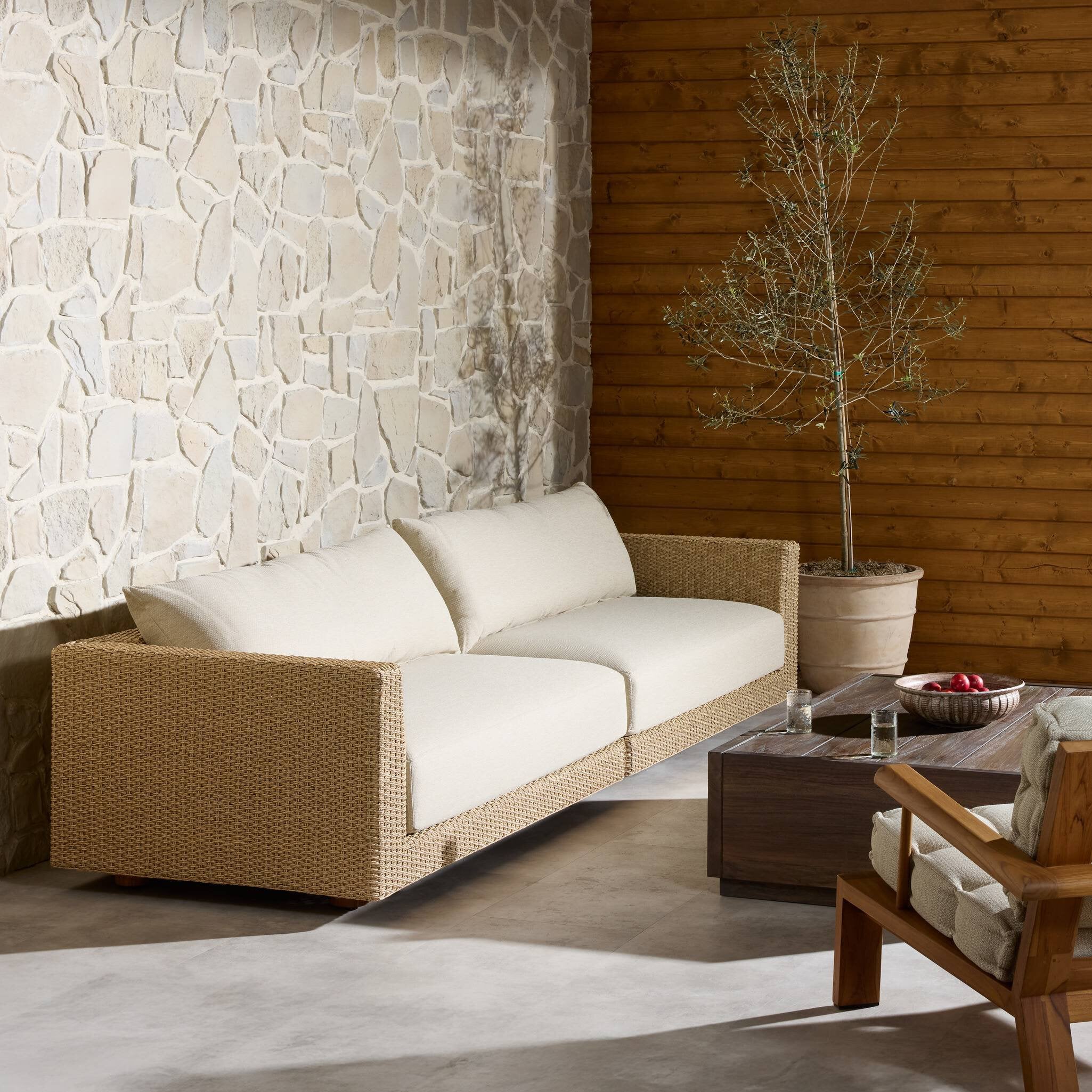 Sylvan Outdoor 2-Piece Sectional
