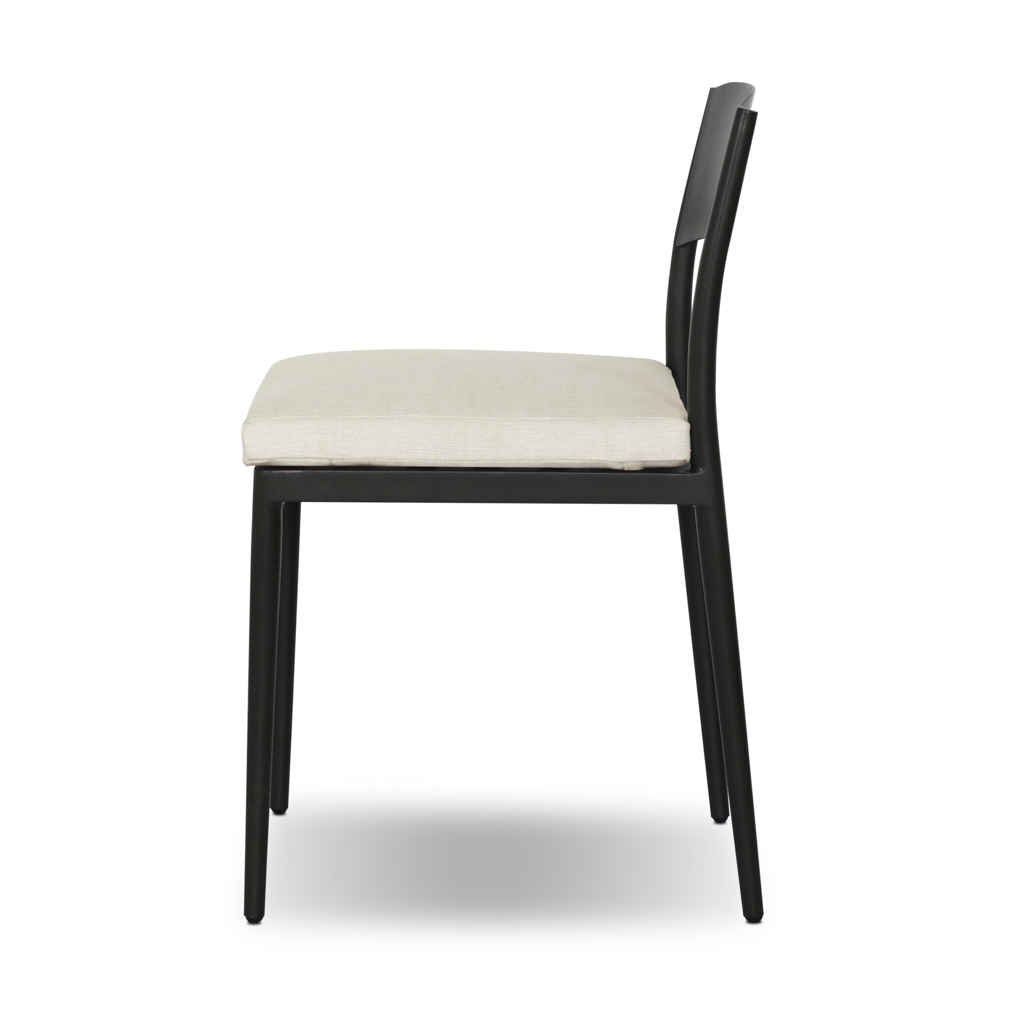 Otso Outdoor Dining Chair - Vergo Cream