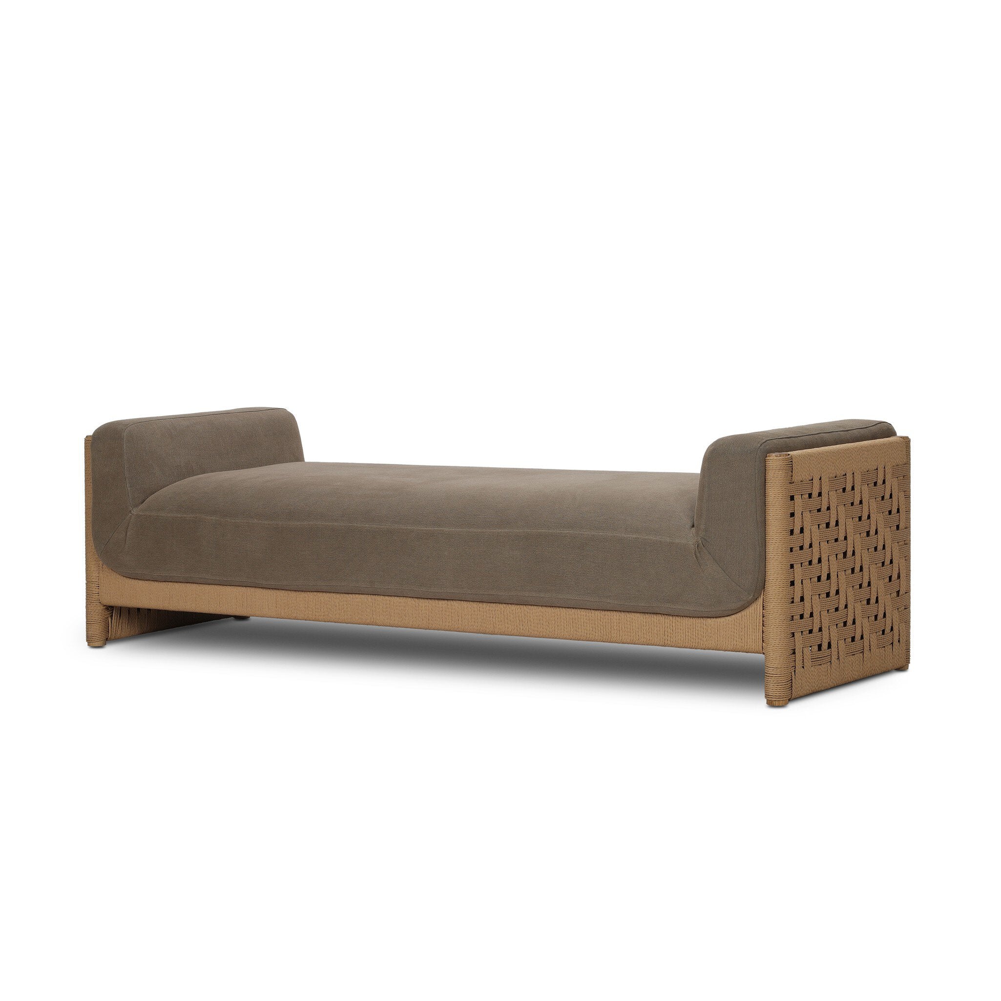Collier Chaise - Broadway Coffee