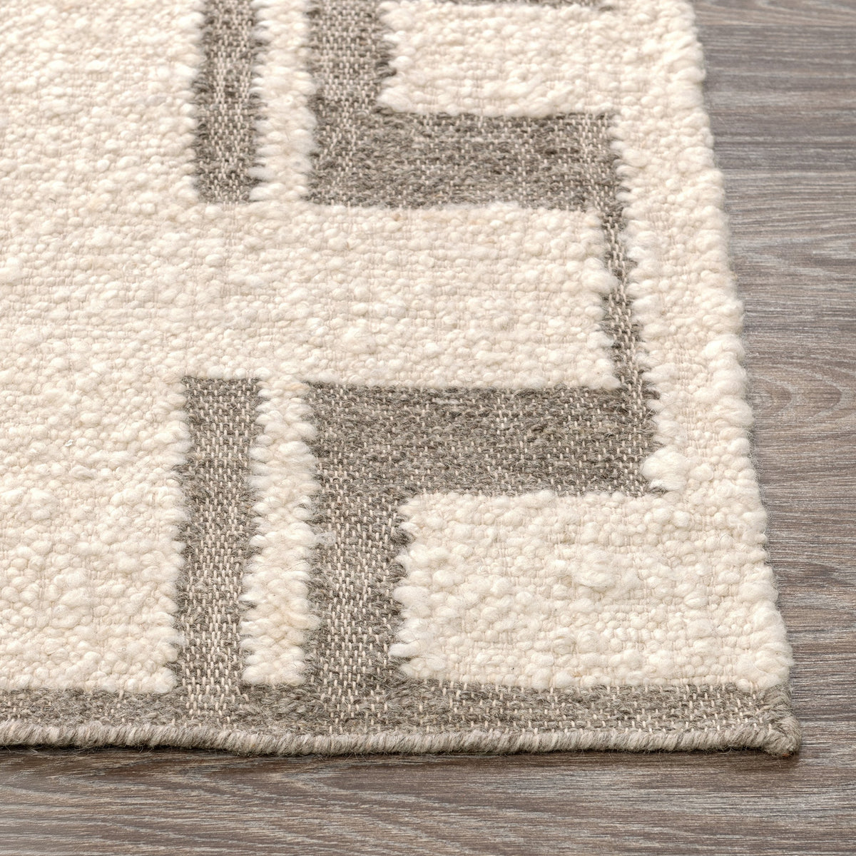 Kavala Charcoal/Ivory Rug