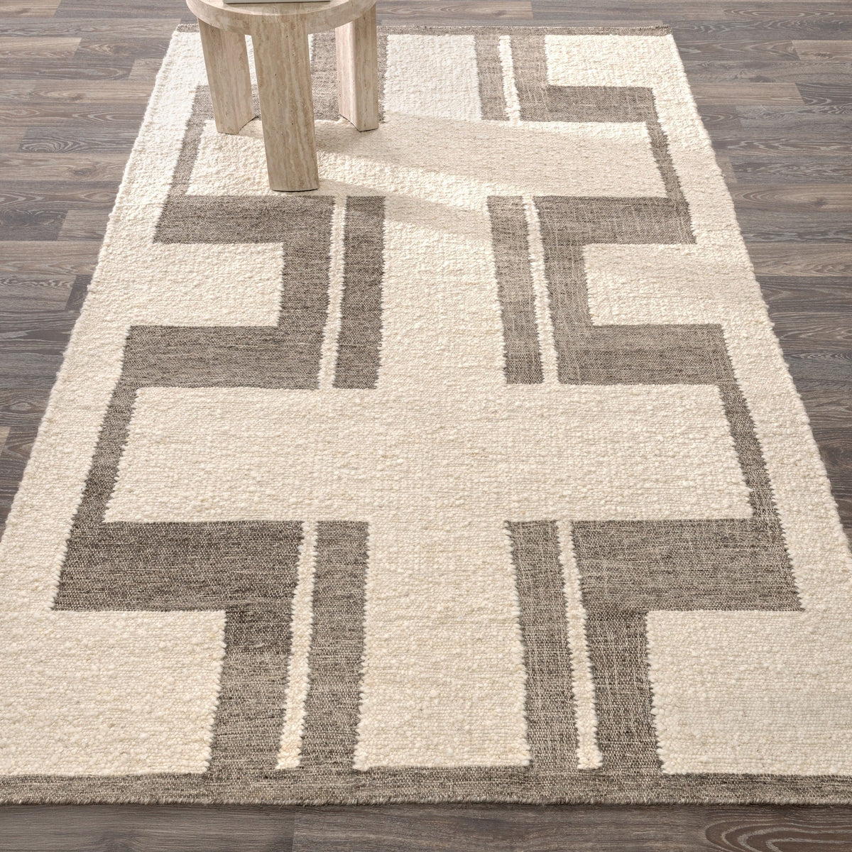 Kavala Charcoal/Ivory Rug