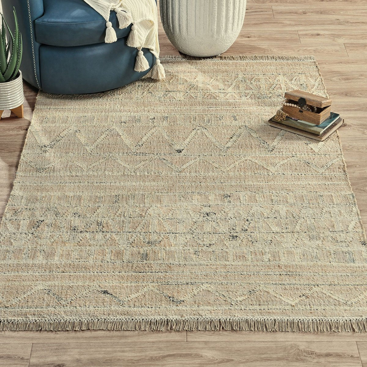 Kingston Distressed Natural Rug