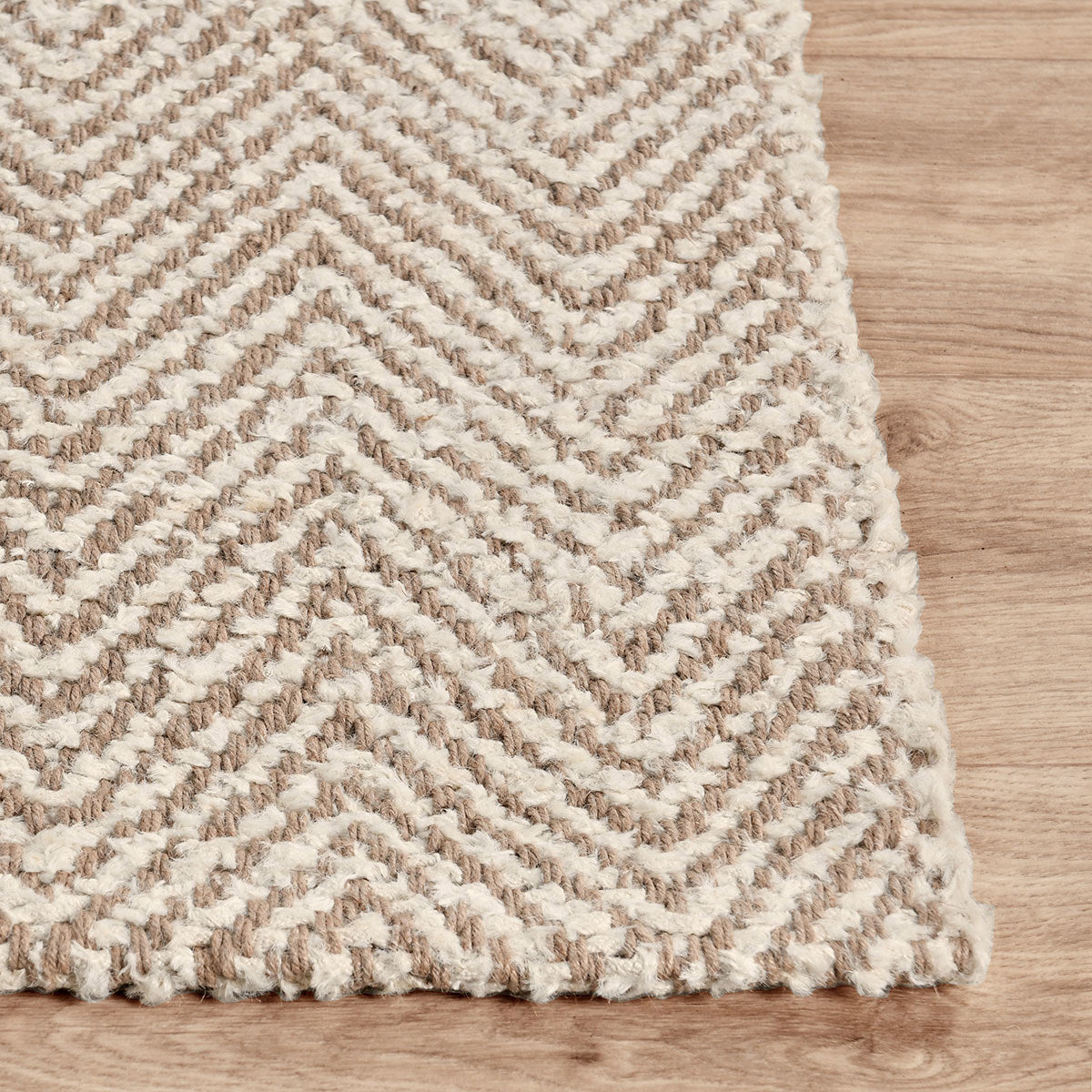Herringbone Chenille Ivory/Natural Rug by Classic Home