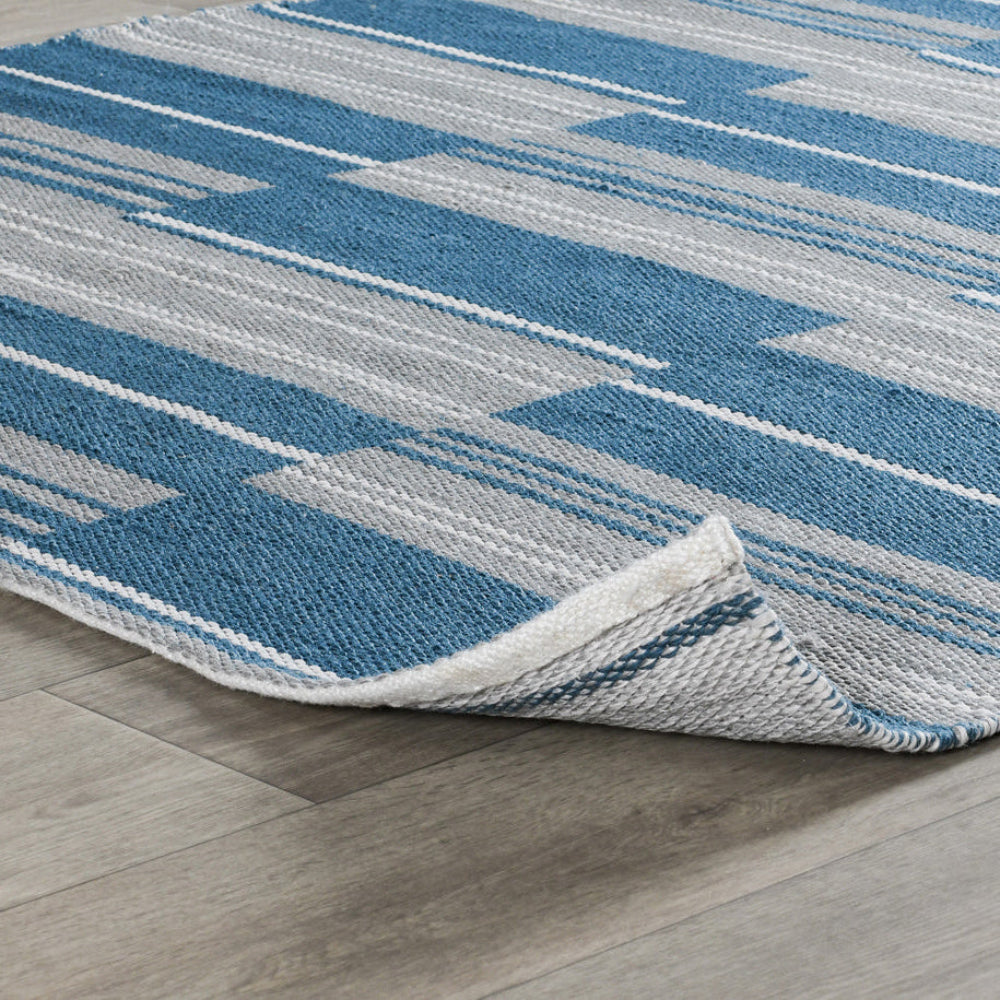 Indoor/Outdoor Colton Stripe Rug