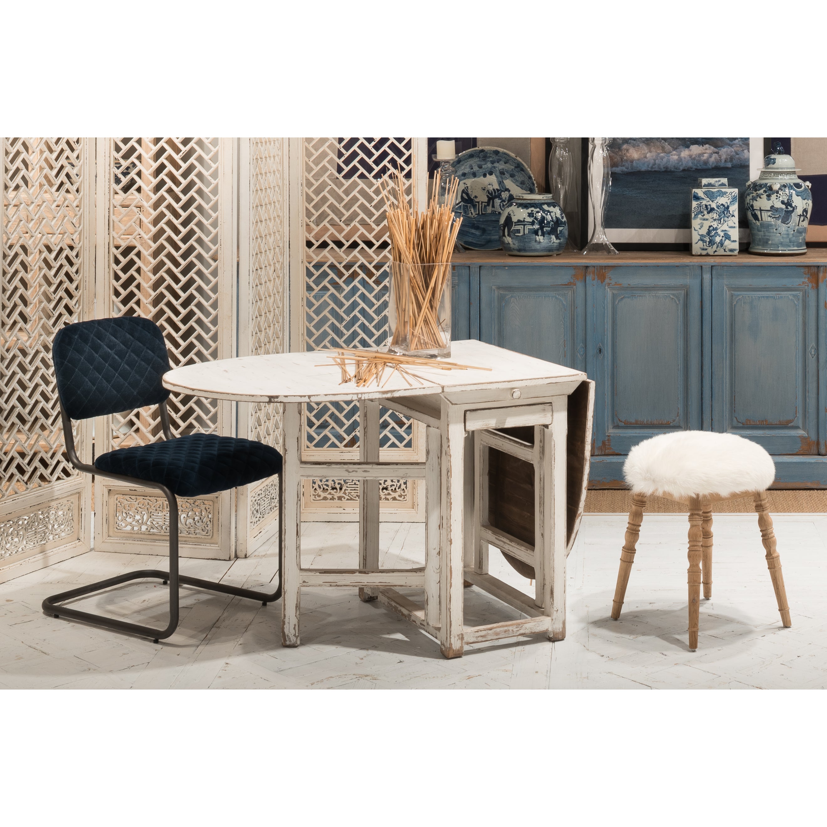 Charlie's Woodenhinge Dropleaf Table