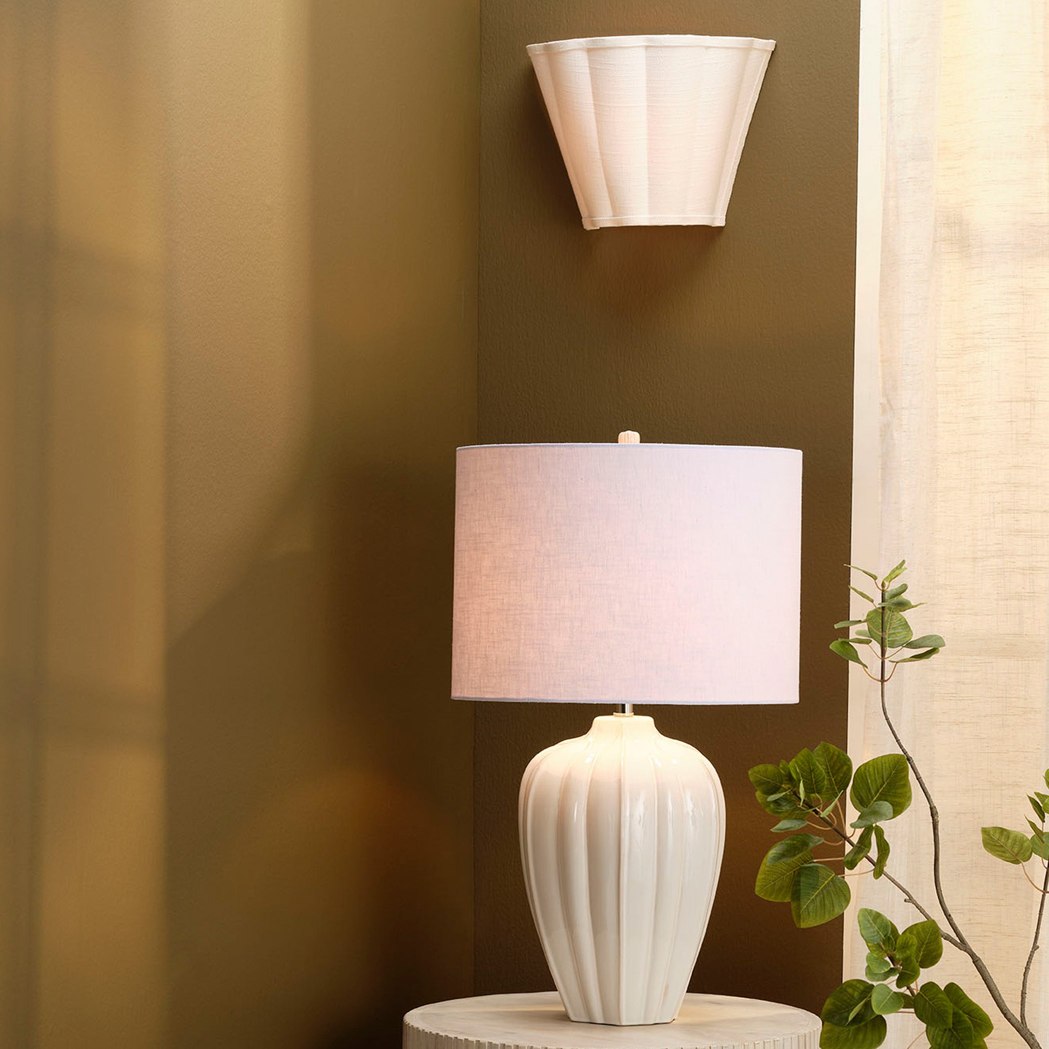 Scalloped Wall Sconce