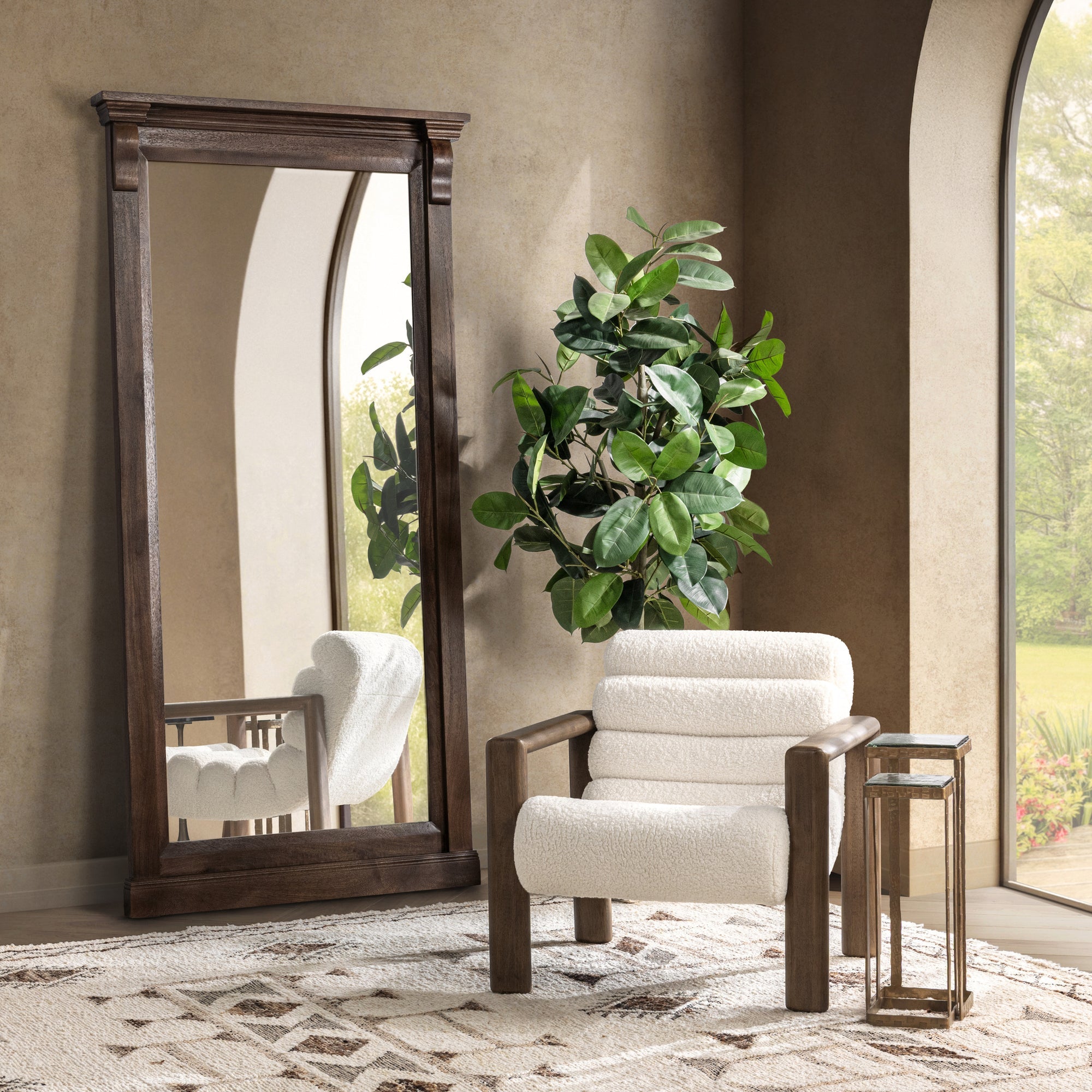Dahlia Accent Chair