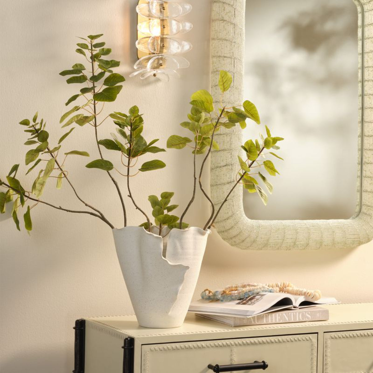 Flounce Vase