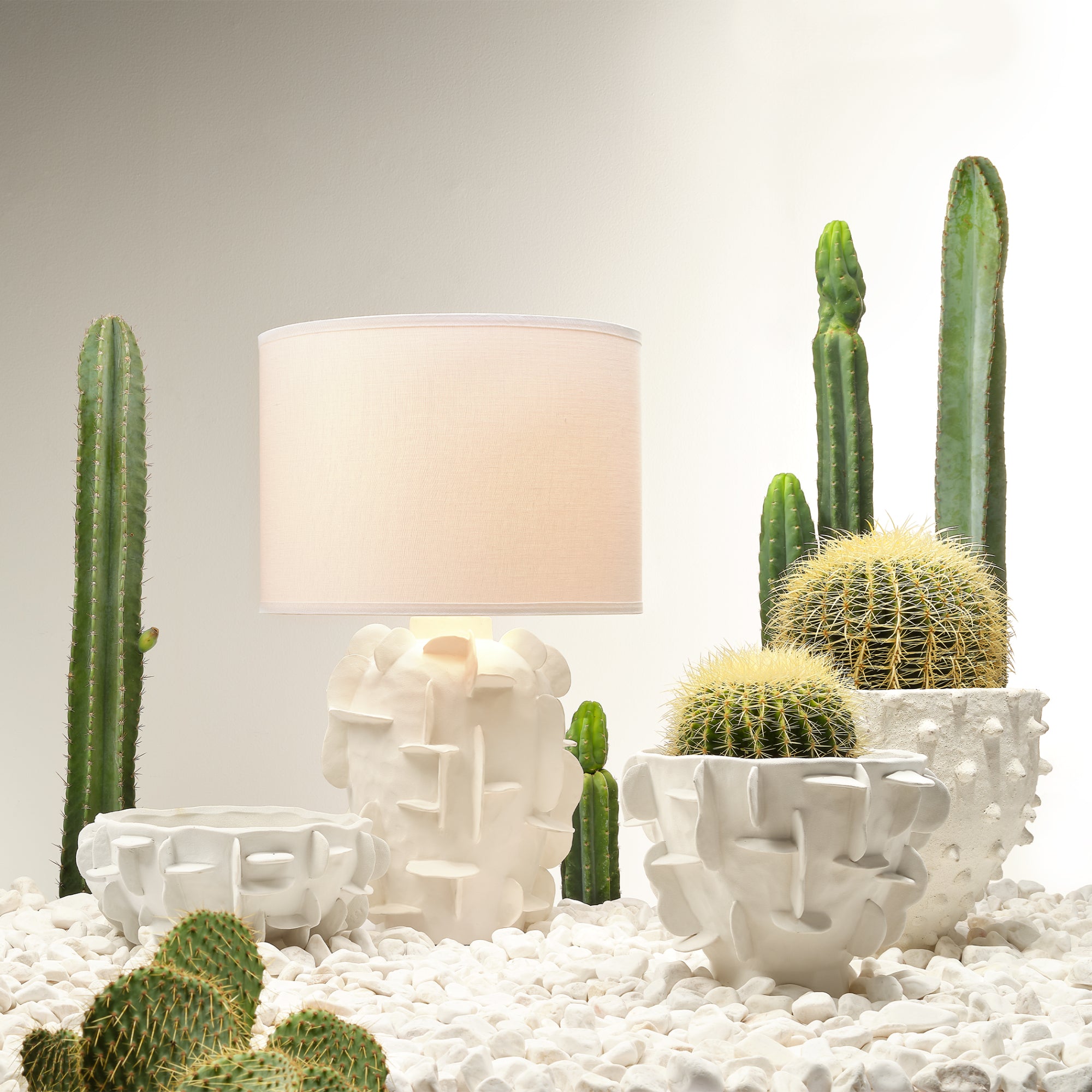 Lifestyle by JY Helios Vase - Thumbnail 5