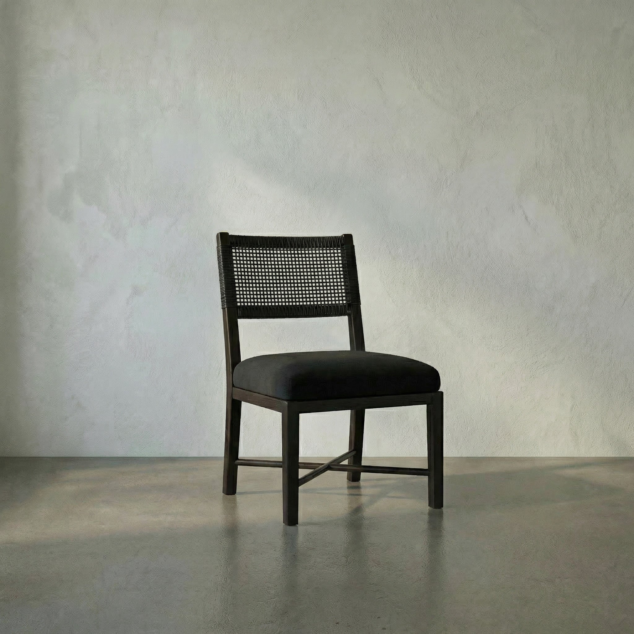 Lobos Chair