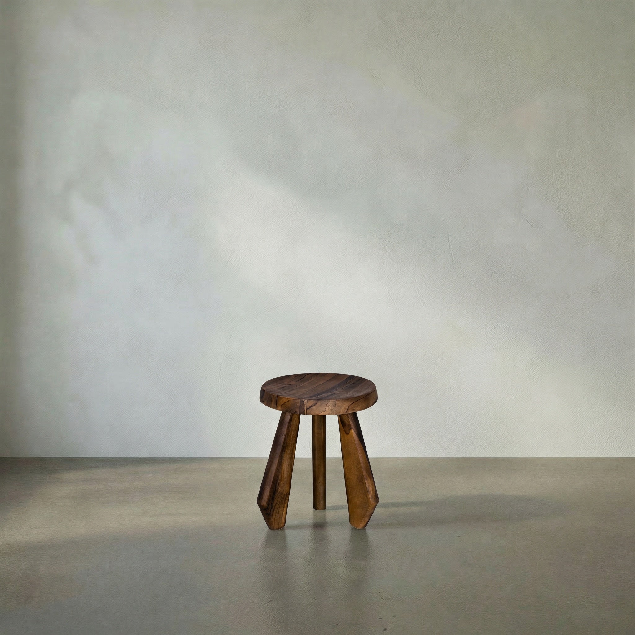 Priam Stool