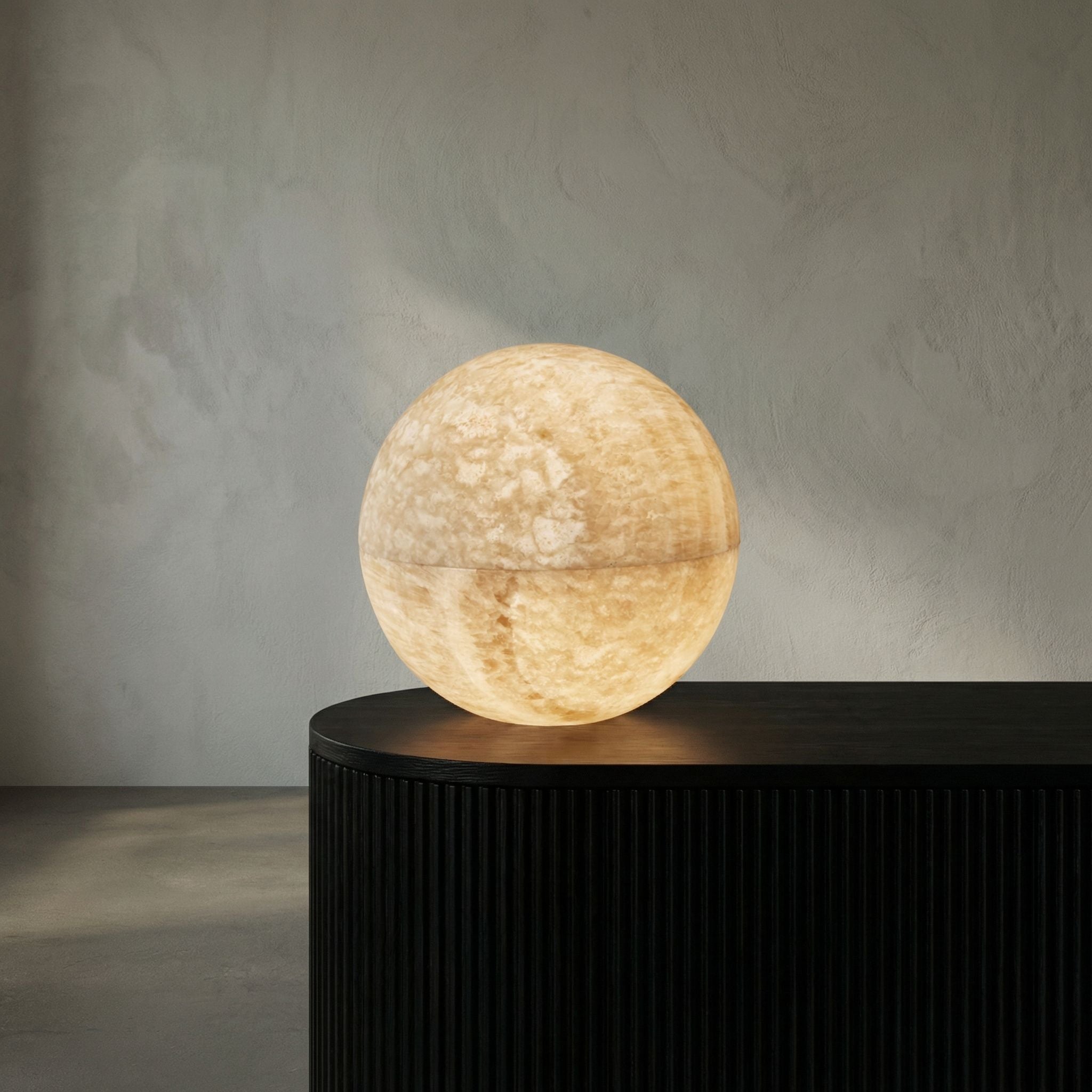 Onyx Globe