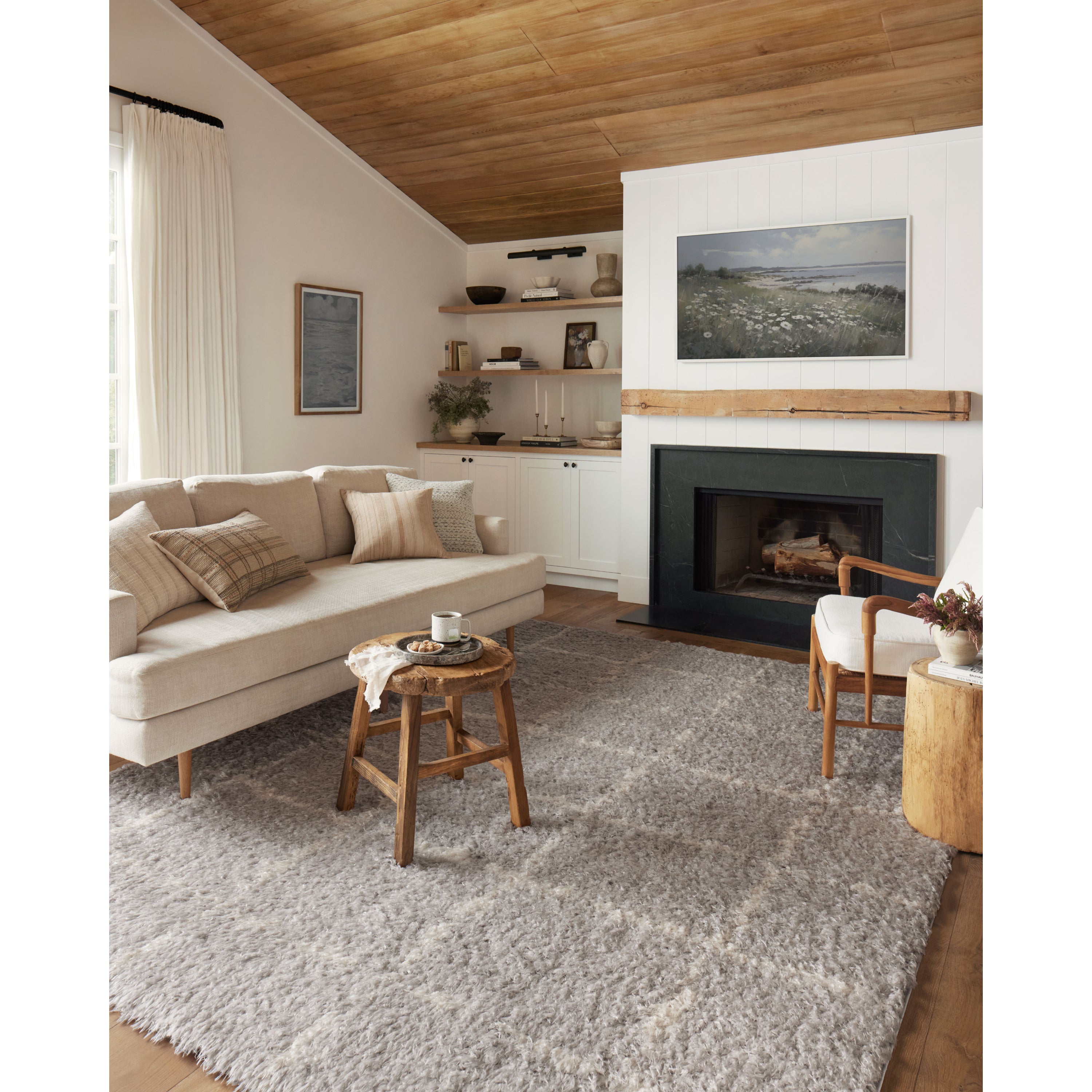 Angela Rose x Loloi Amira Silver/Ivory Rug
