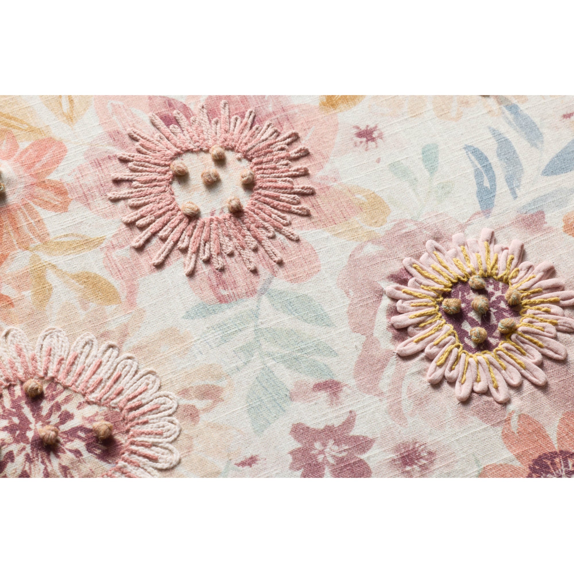 Loloi Derby Natural 1'-8" x 2' Wall Art