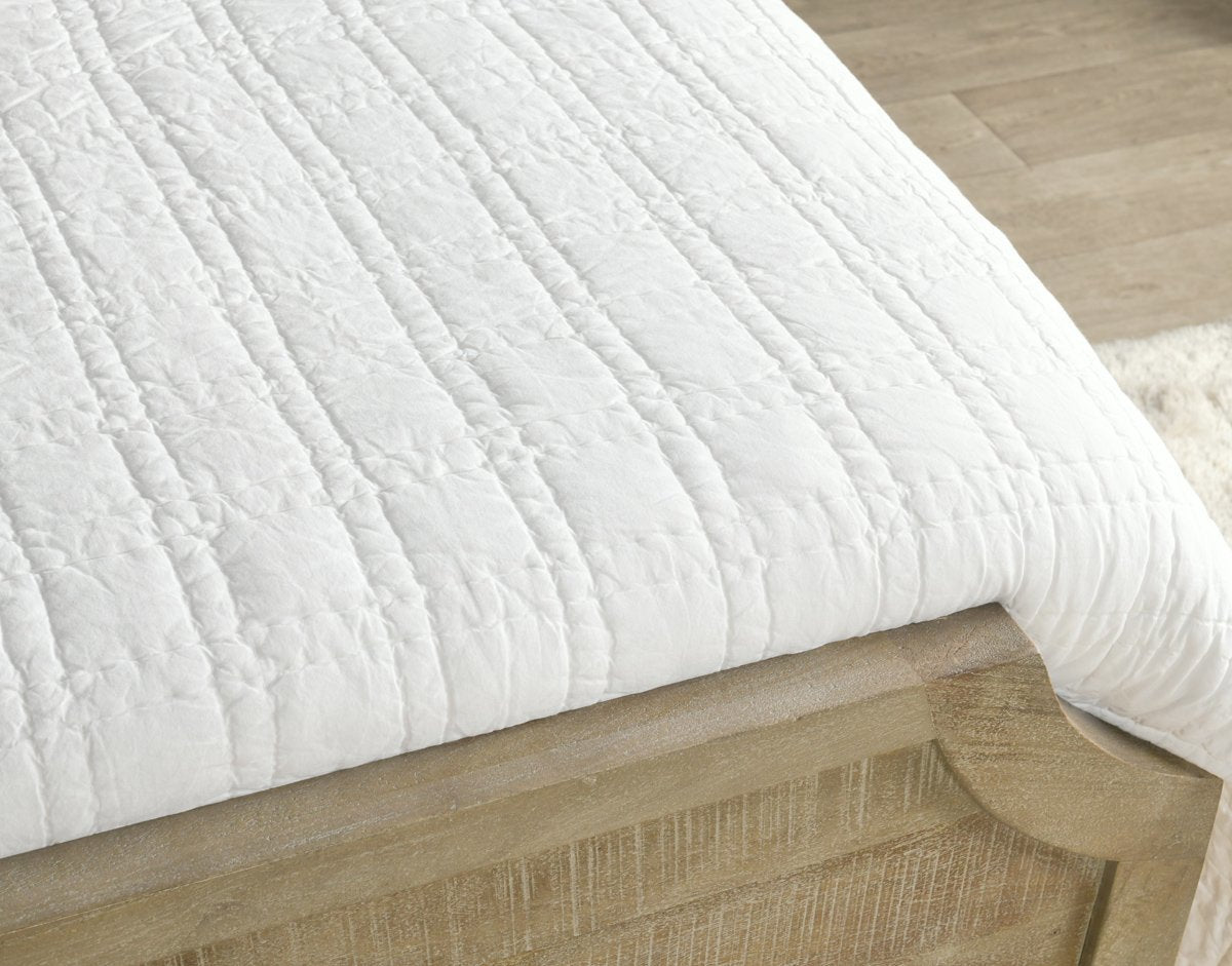 Carly White 3pc Queen Quilt Set with Silvadur Tech