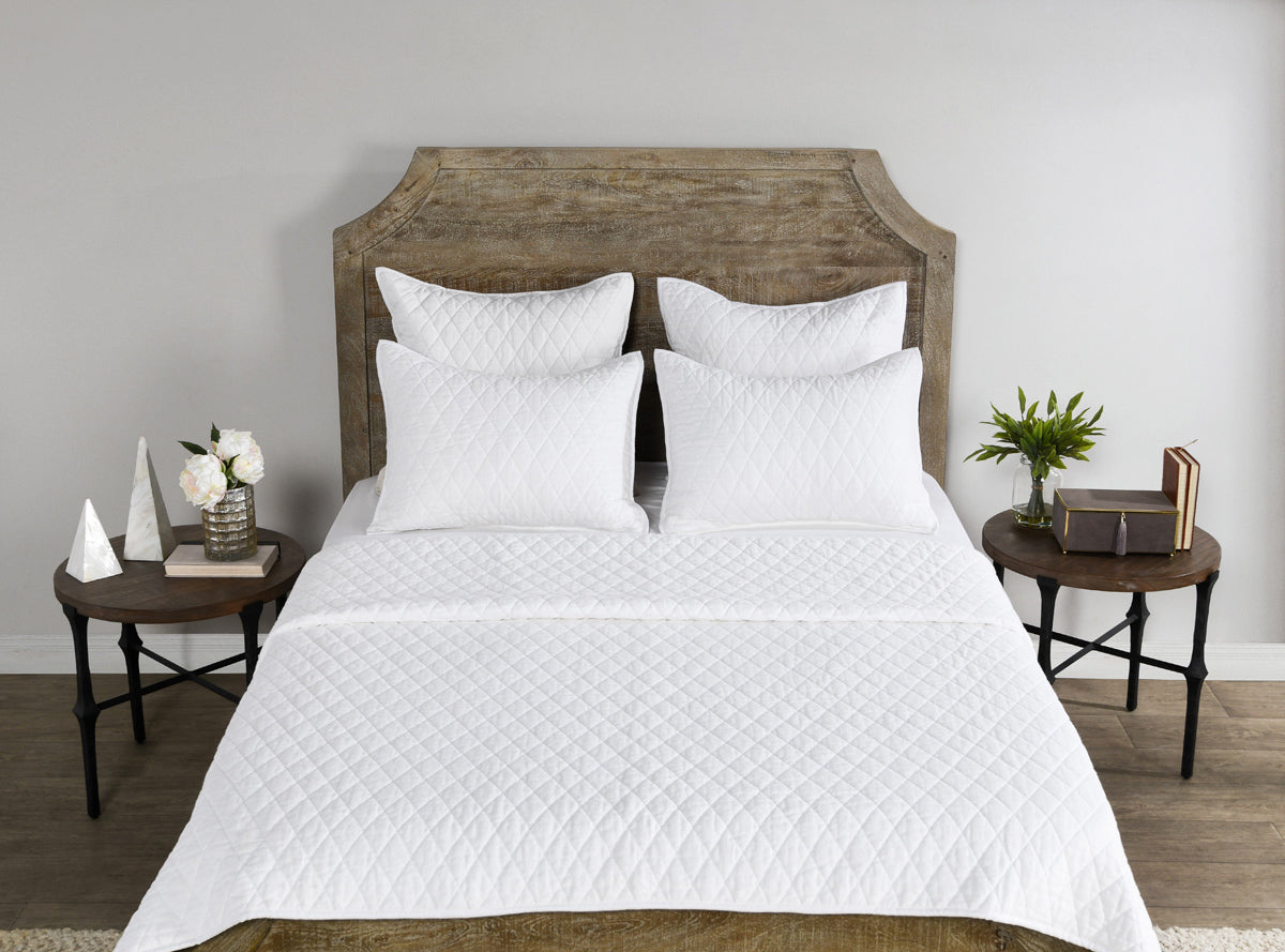 Vintage Lana 3pc Queen Quilt Set