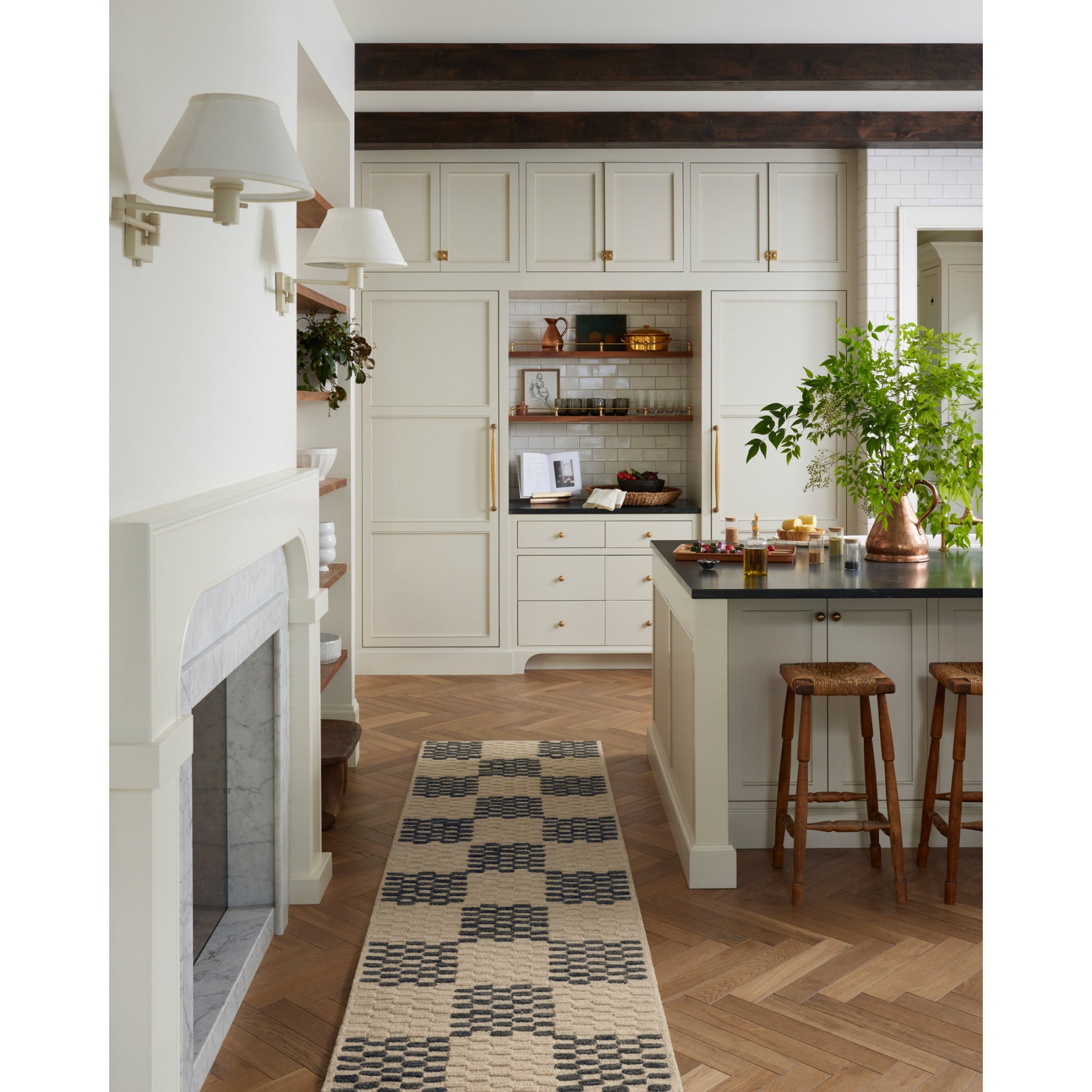 Chris Loves Julia x Loloi Bradley Beige/Midnight Rug