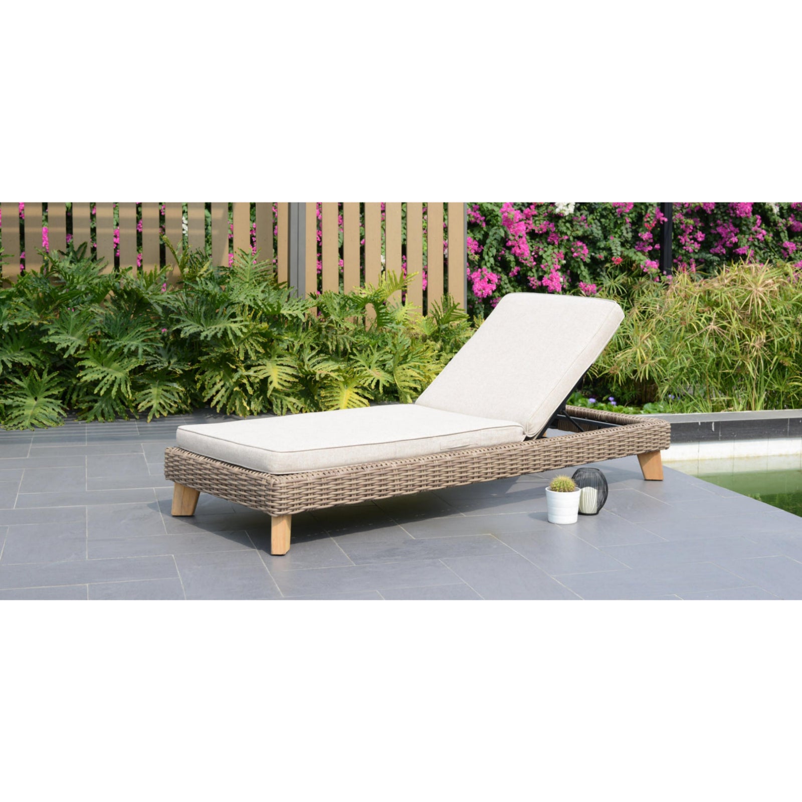 Bahamas Lounger