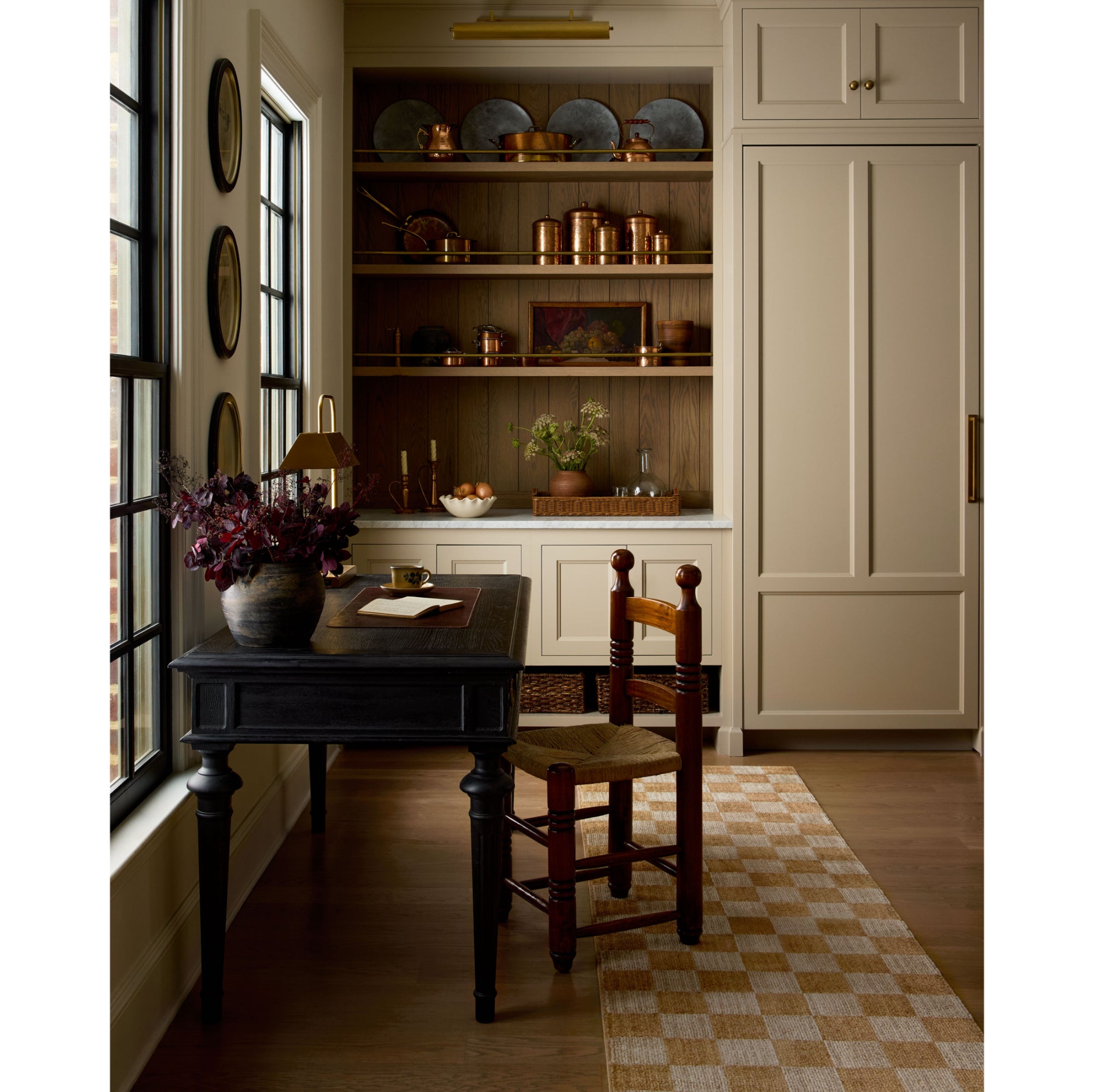 Chris Loves Julia x Loloi Calvin Apricot/Ivory Rug