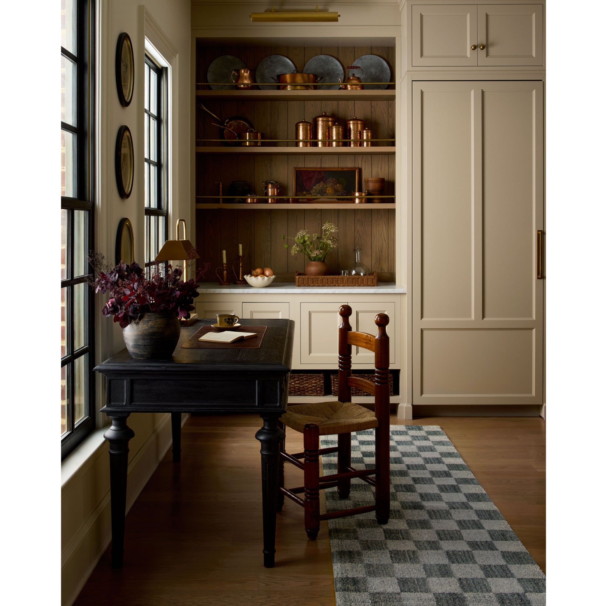 Chris Loves Julia x Loloi Calvin Blue/Ivory Rug