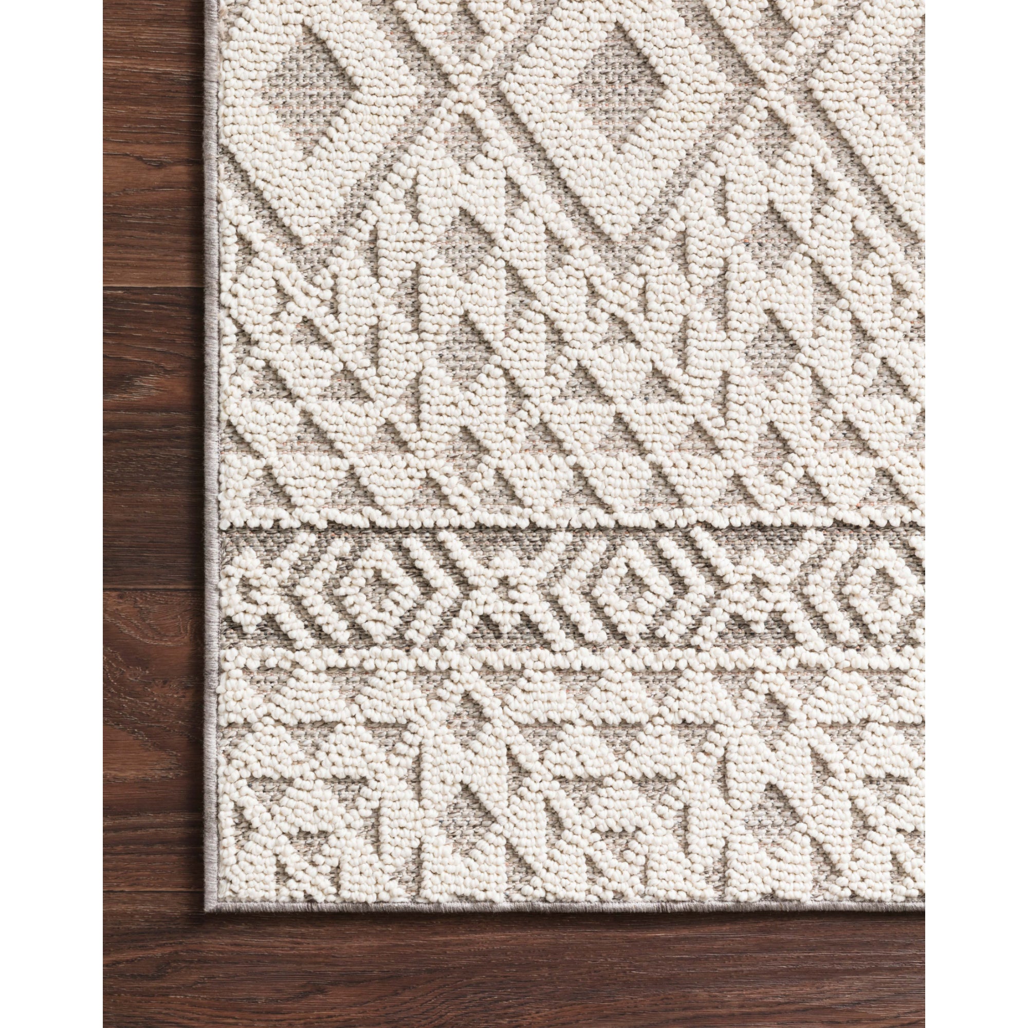 Loloi Cole Silver/Ivory 2'-1" x 3'-4" Accent Rug
