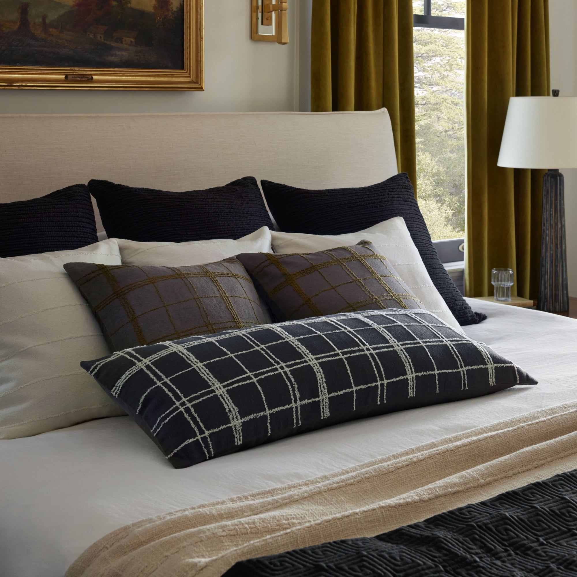 Jean Stoffer x Loloi Bernadette Graphite/Ivory 13'' x 35'' Cover with Down Pillow